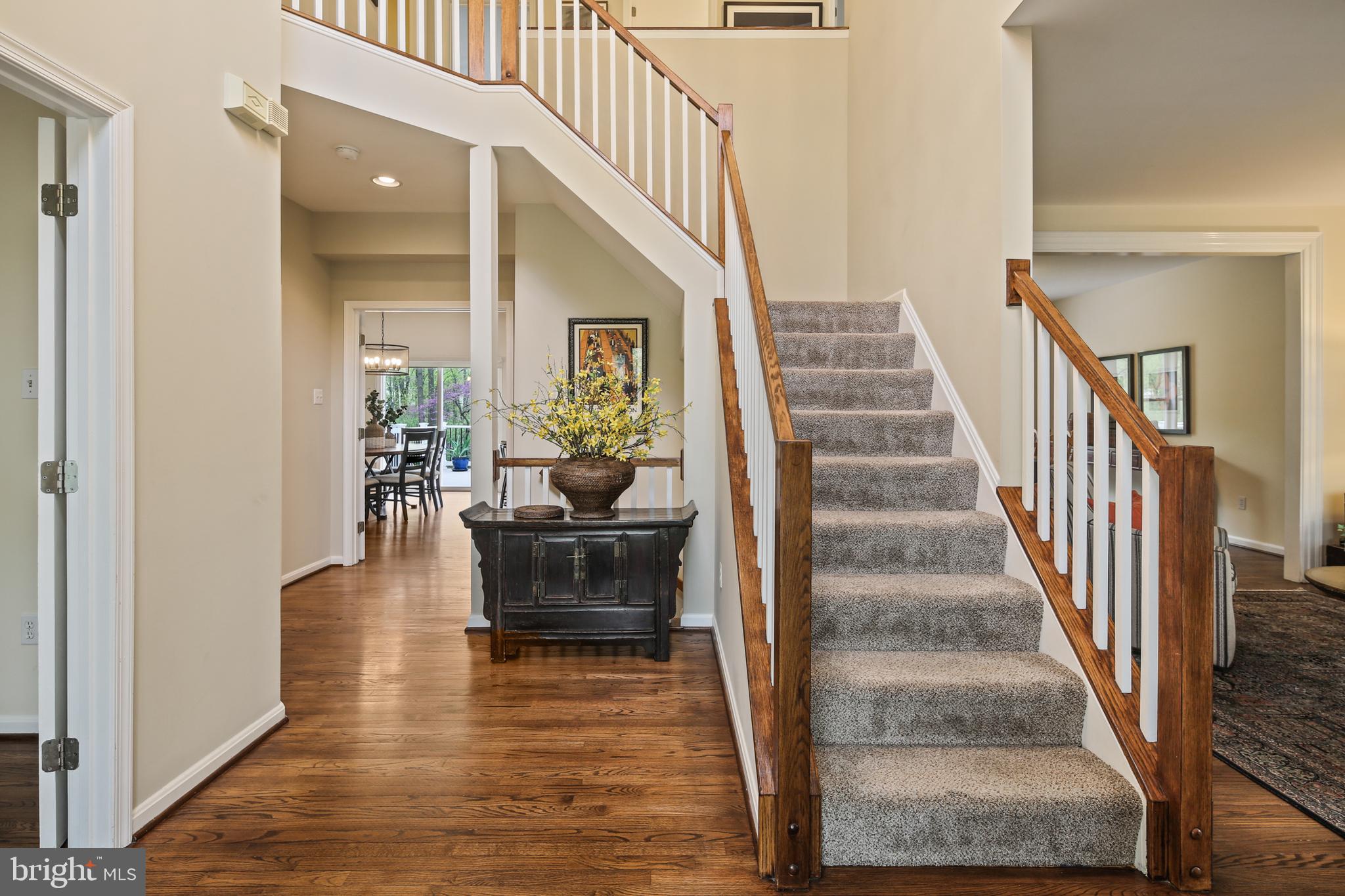 RIVER HILL - Residential