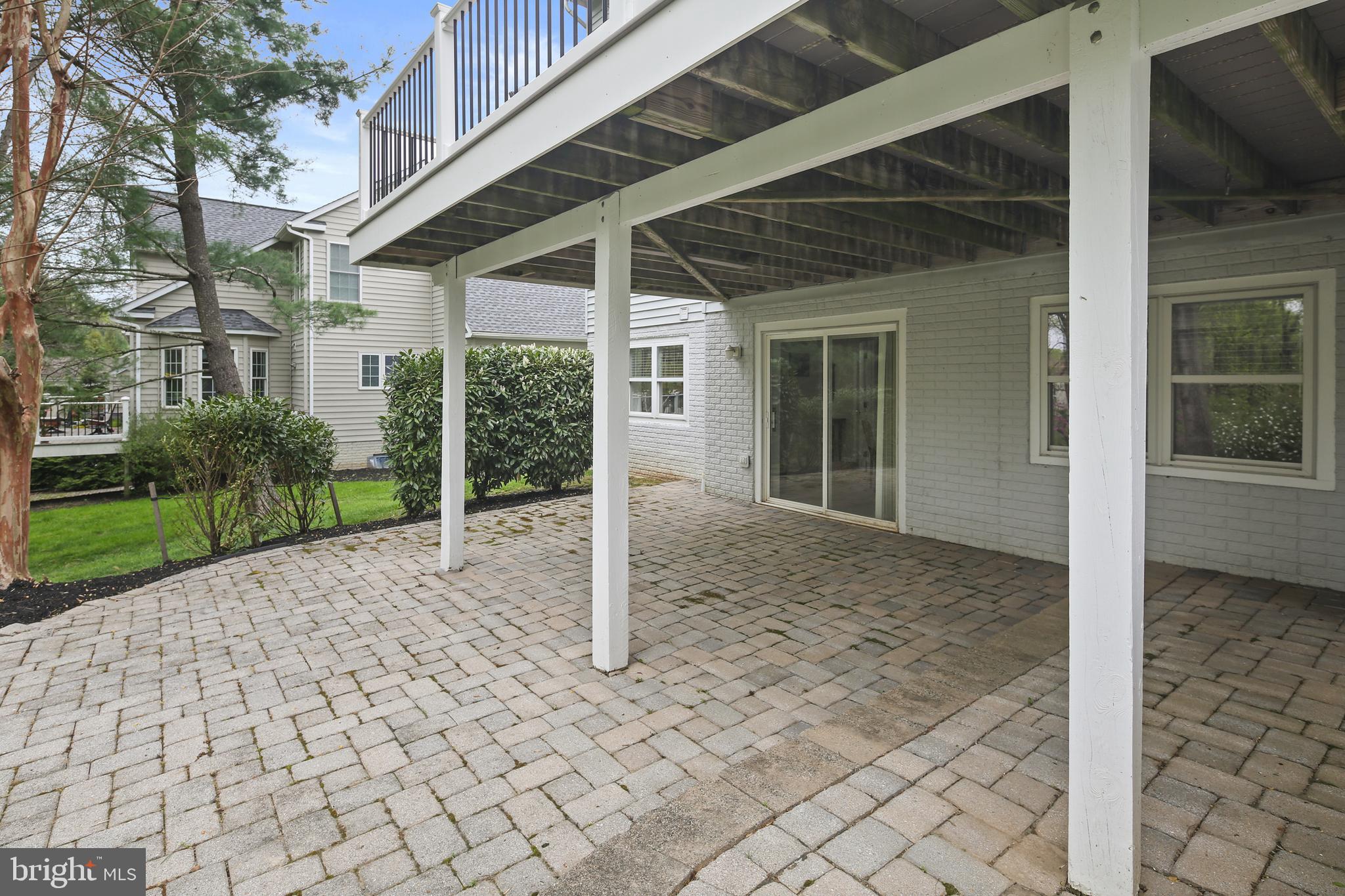 RIVER HILL - Residential