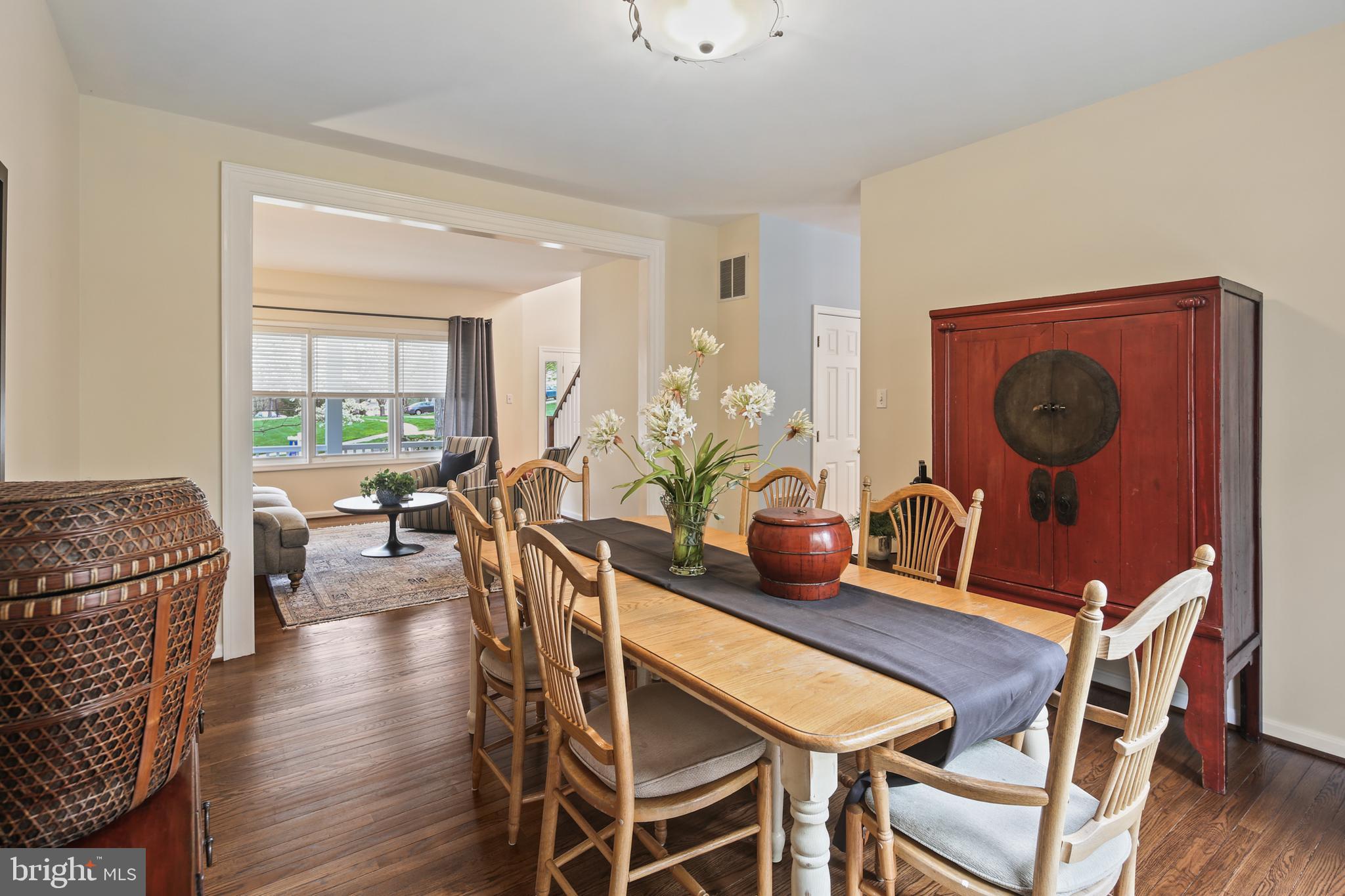 RIVER HILL - Residential