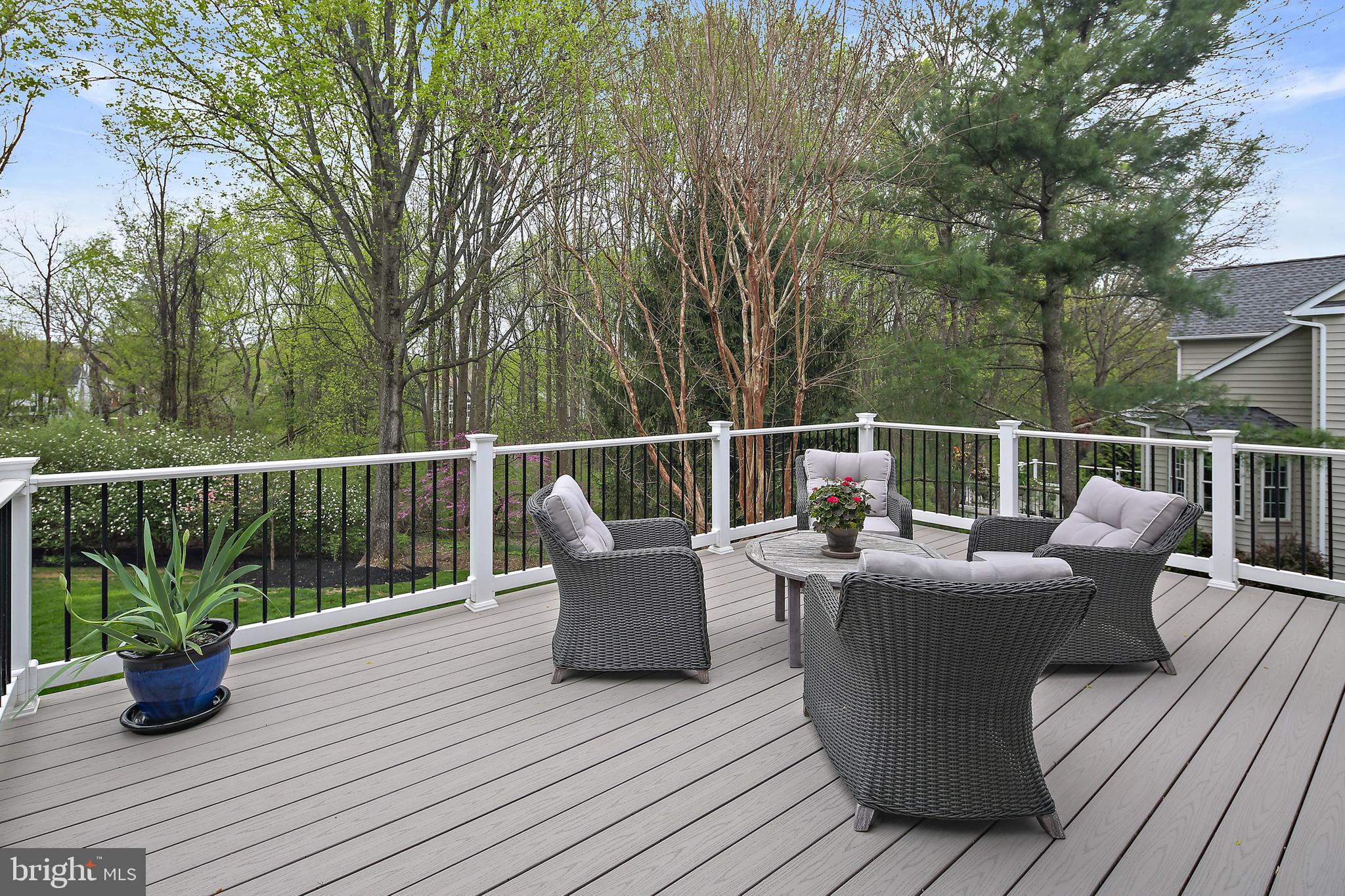 RIVER HILL - Residential