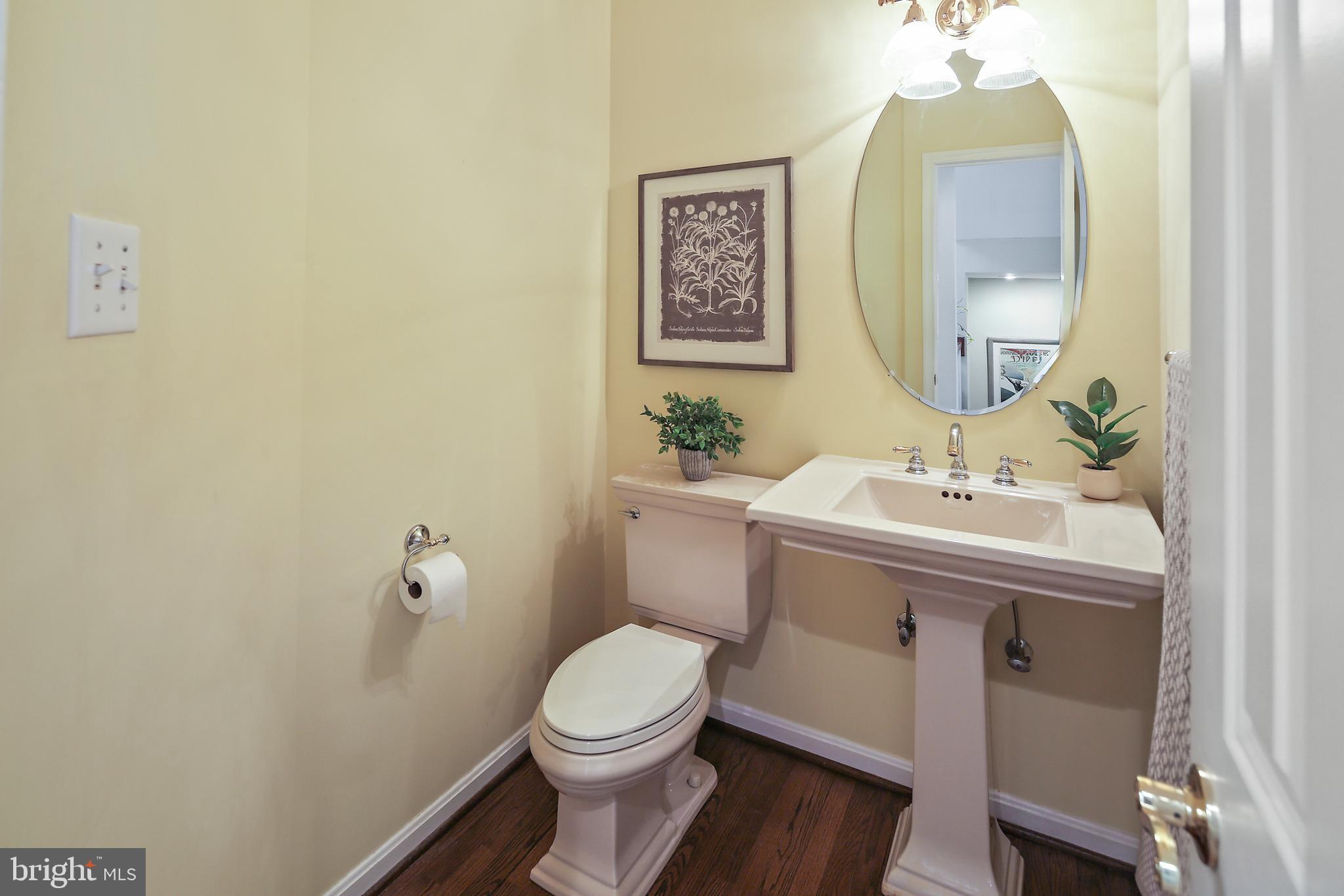 RIVER HILL - Residential