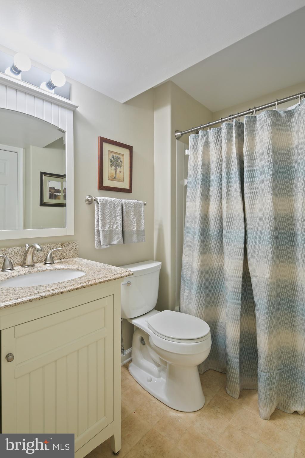 RIVER HILL - Residential