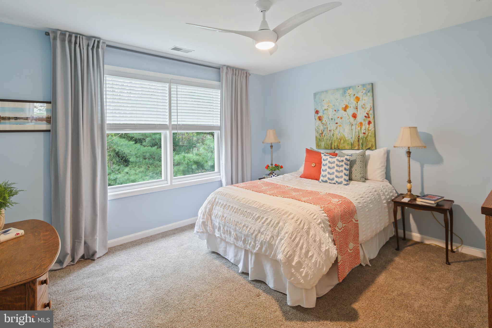 RIVER HILL - Residential