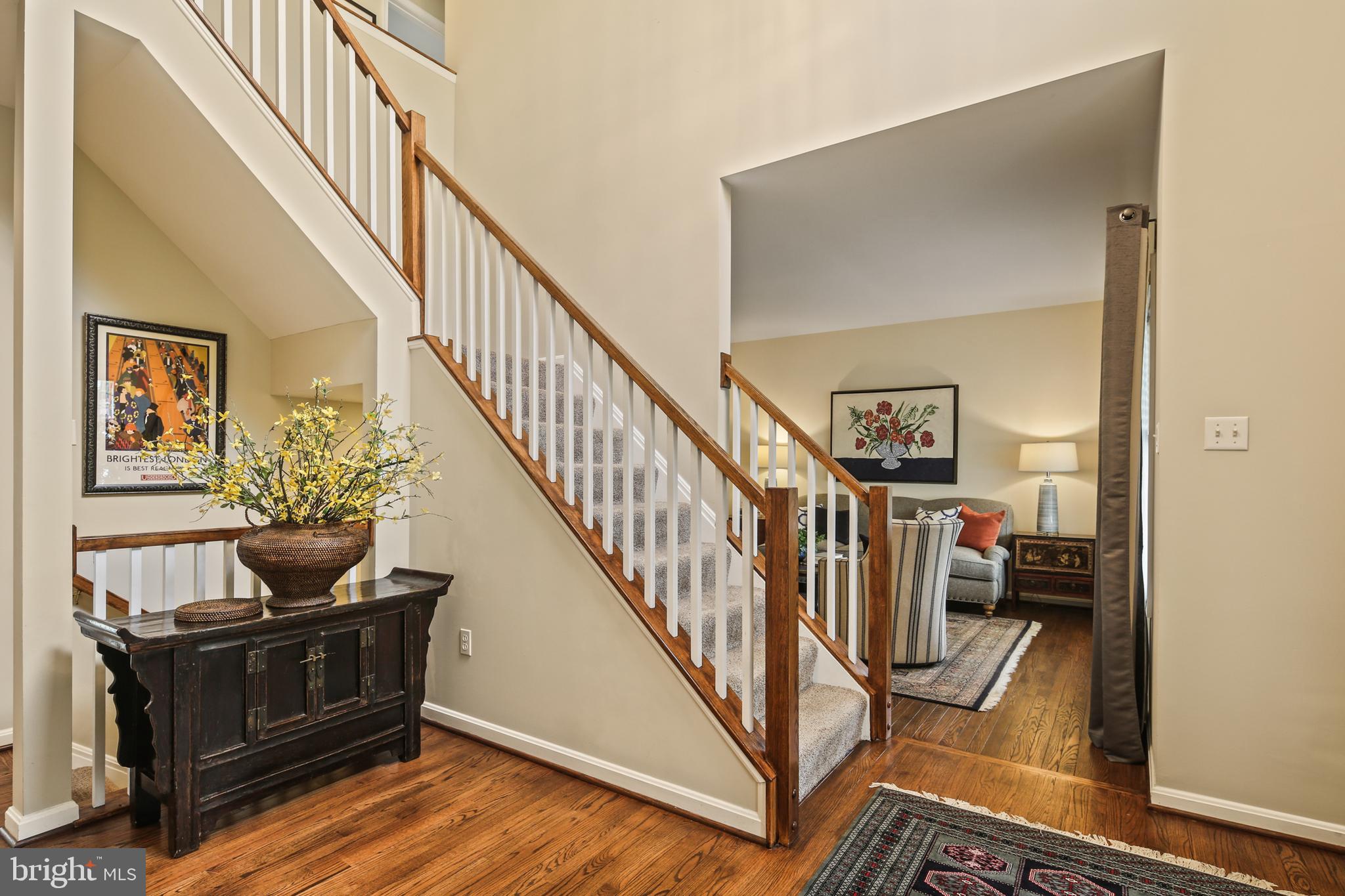 RIVER HILL - Residential