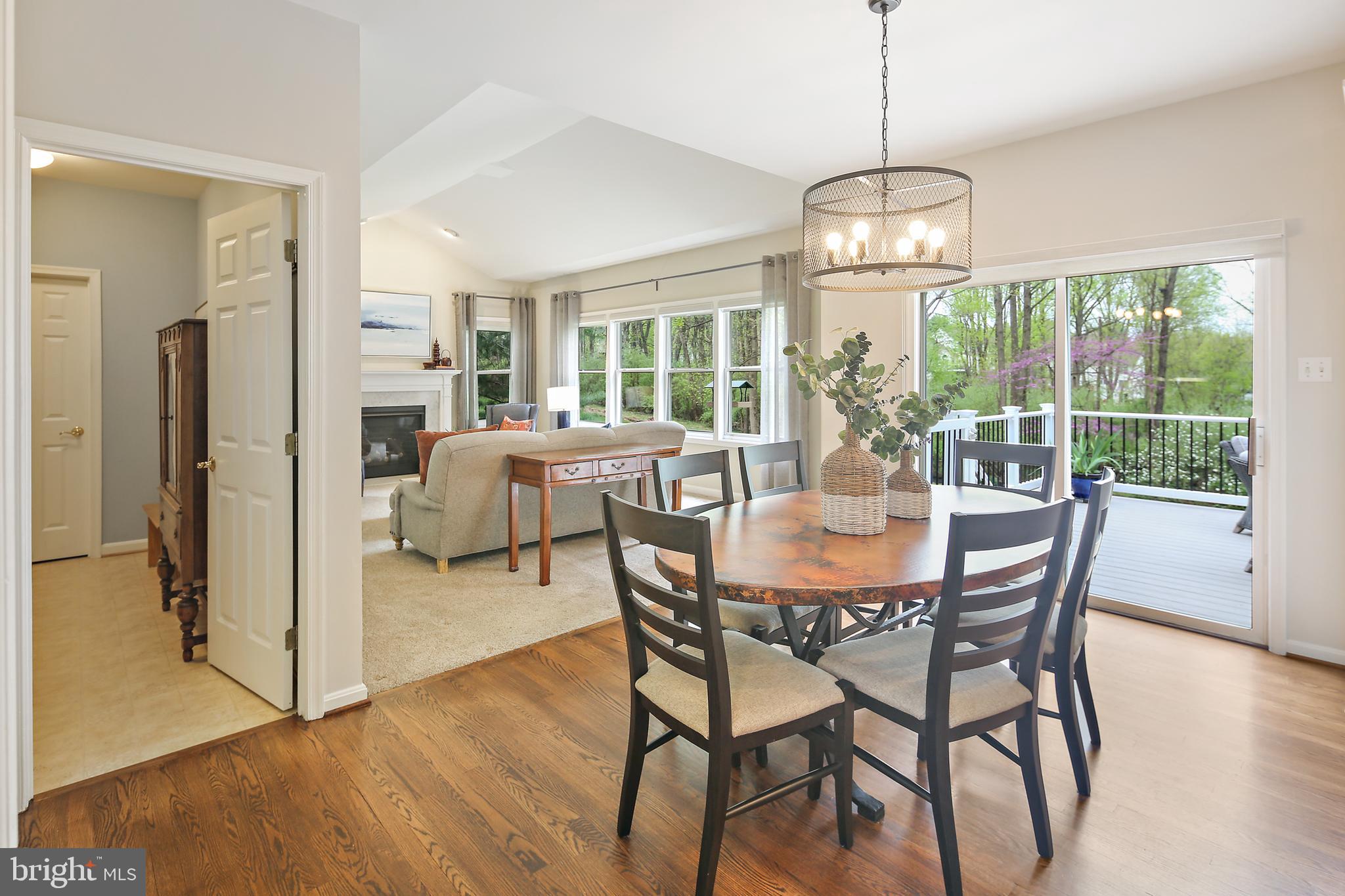 RIVER HILL - Residential