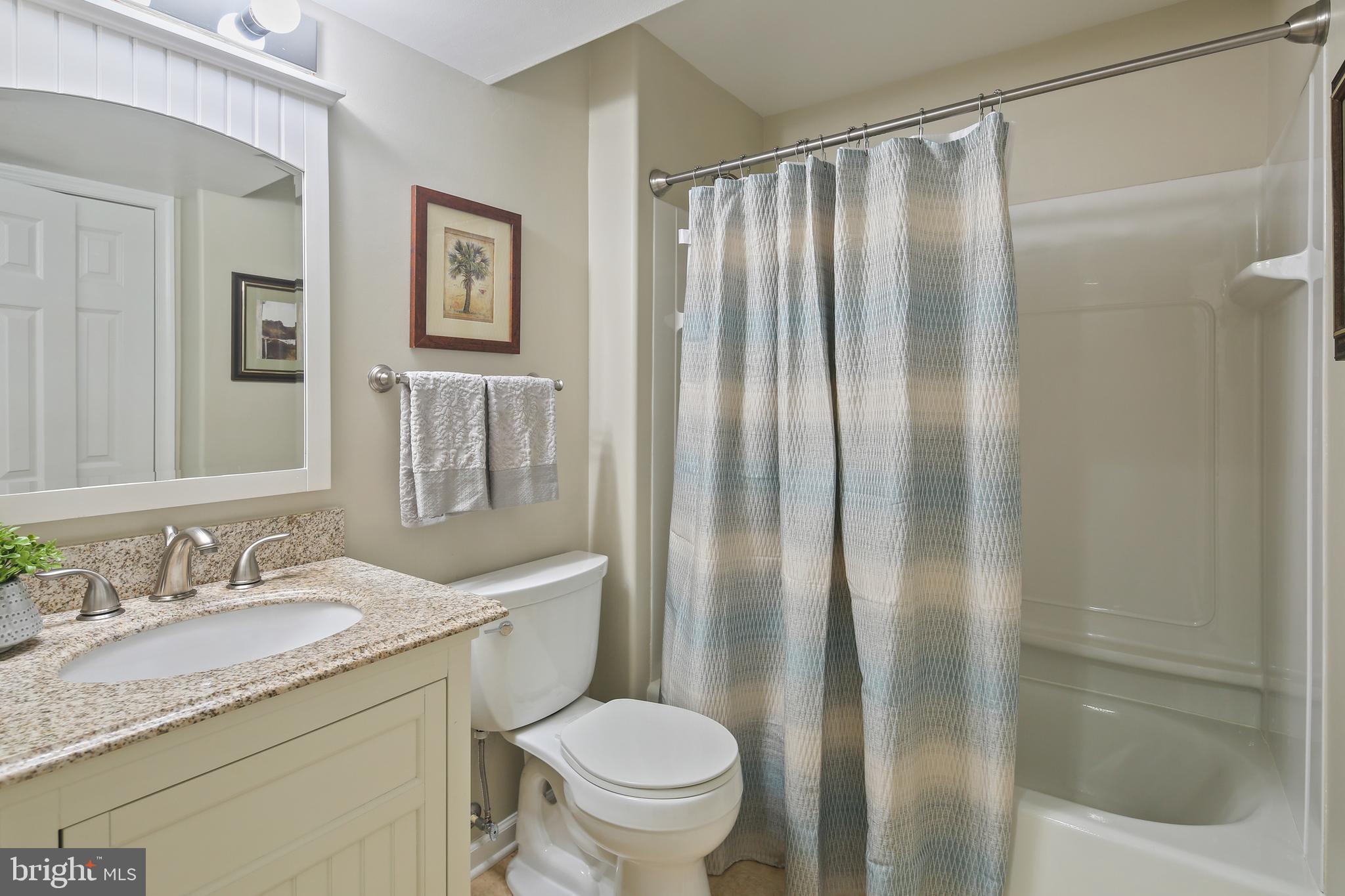 RIVER HILL - Residential