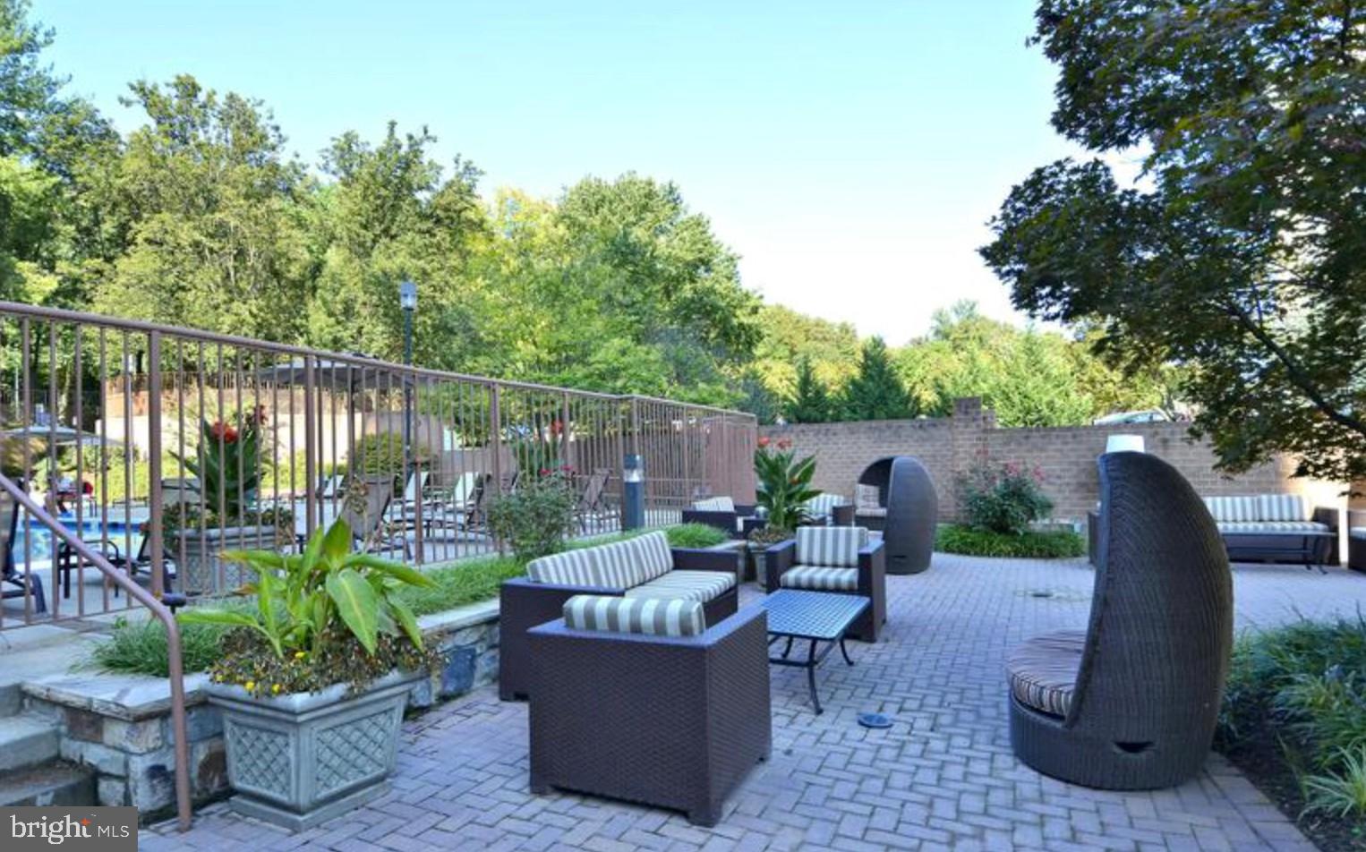 GROSVENOR - Residential Lease