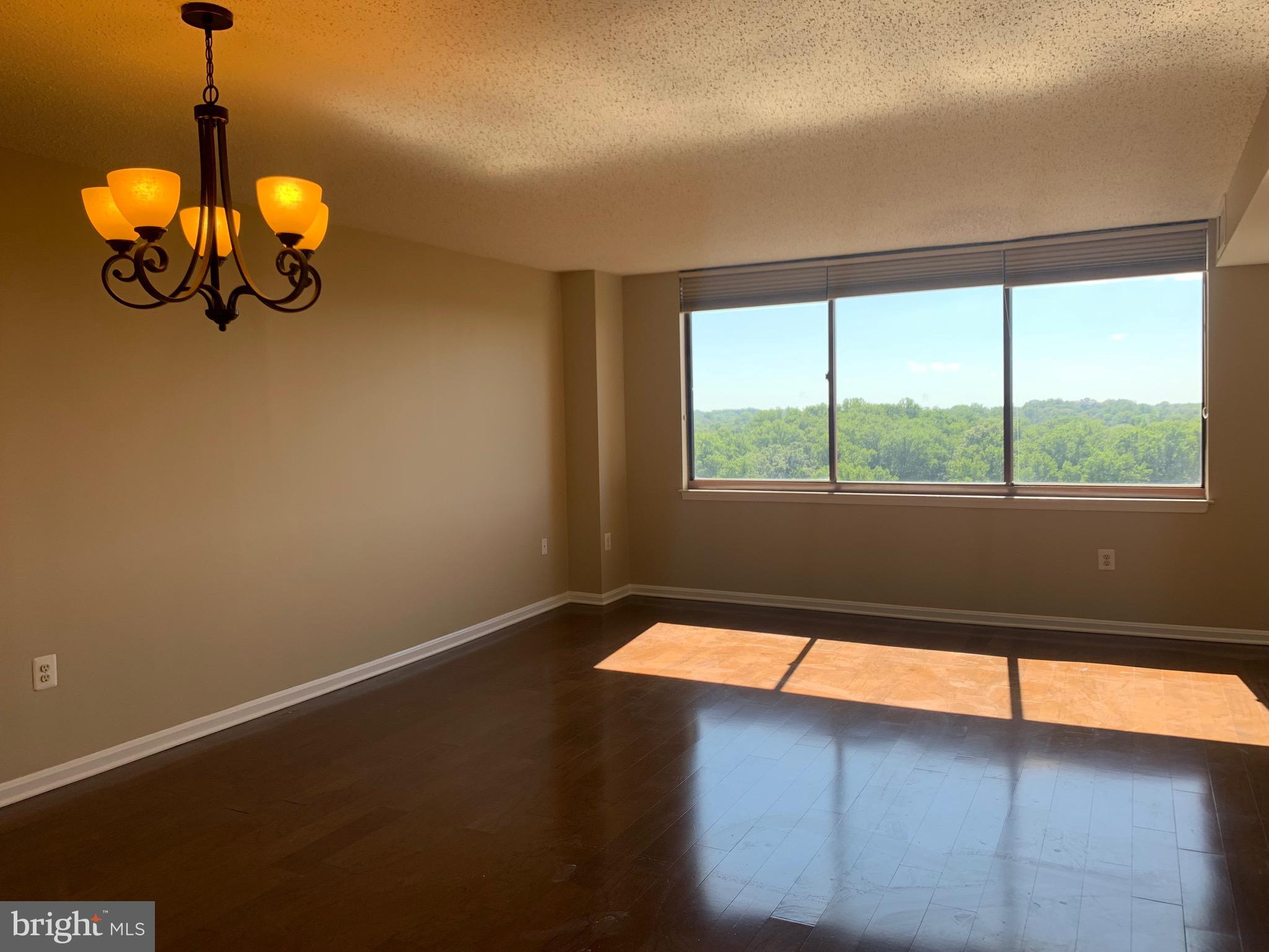 GROSVENOR - Residential Lease