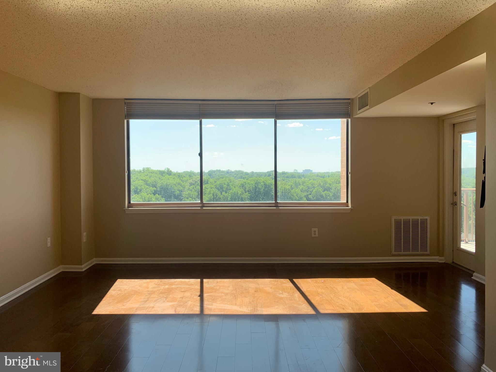 GROSVENOR - Residential Lease