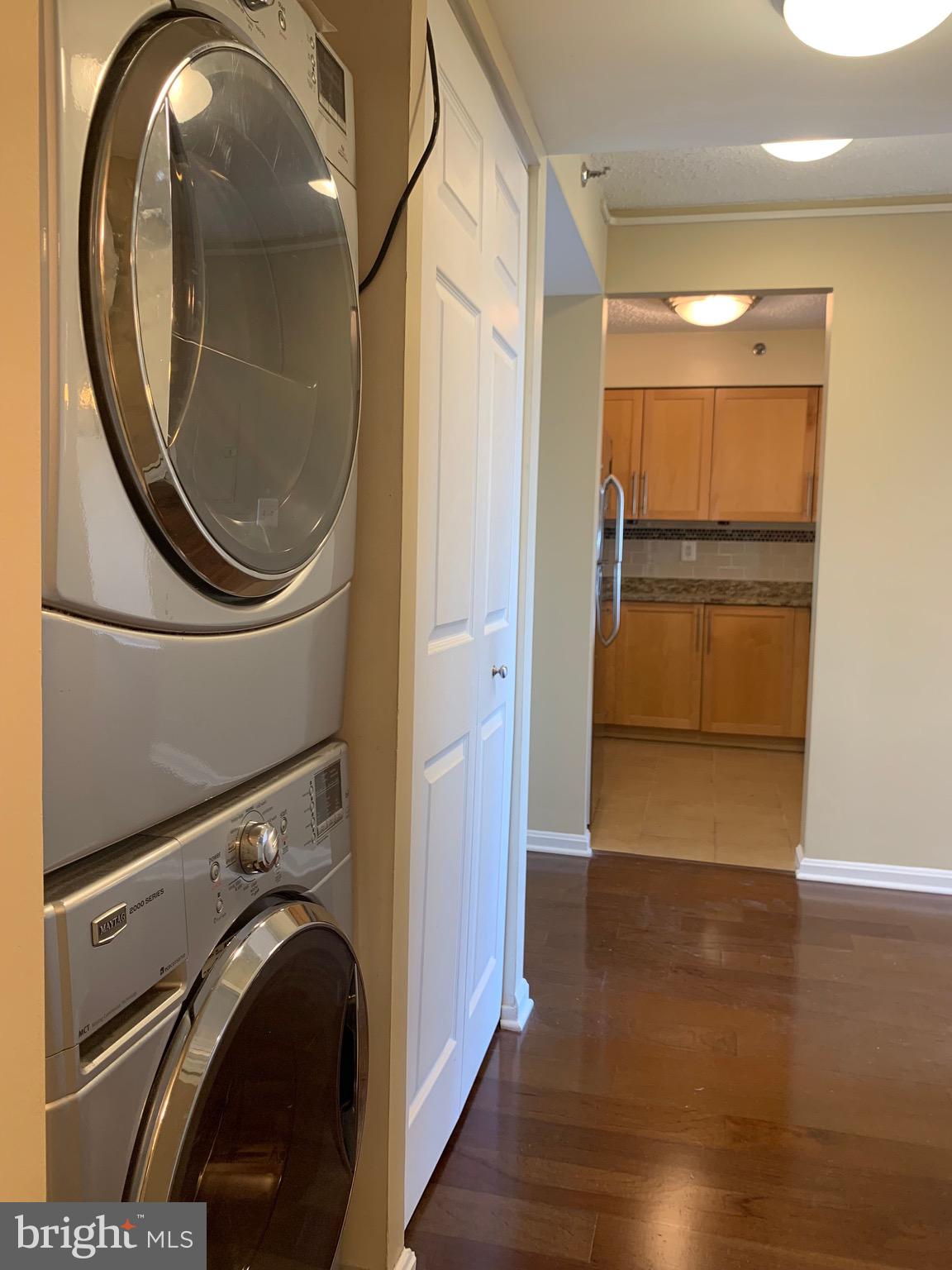 GROSVENOR - Residential Lease