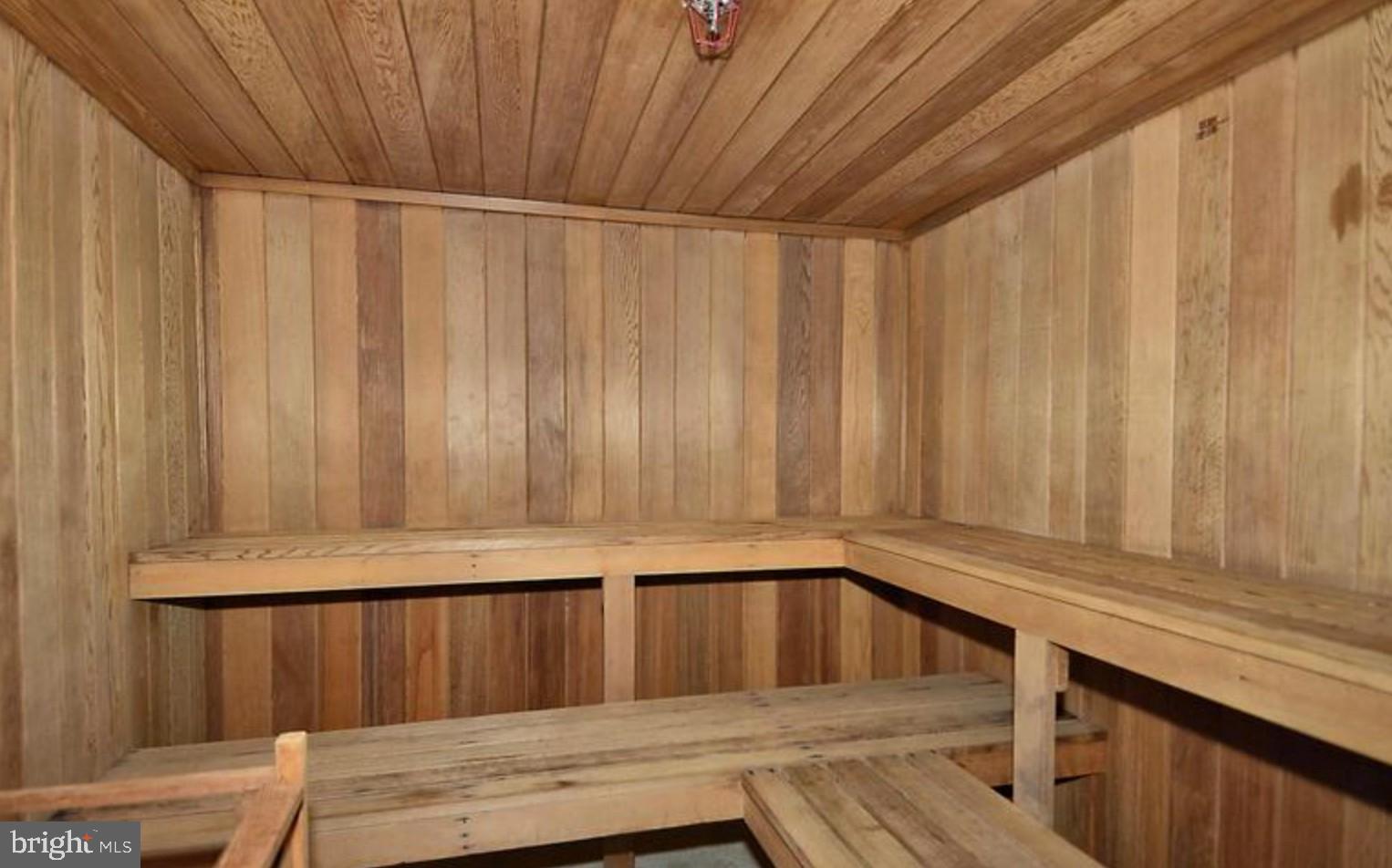 GROSVENOR - Residential Lease