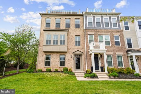 2011 ALDER LANE DUMFRIES VA 22026