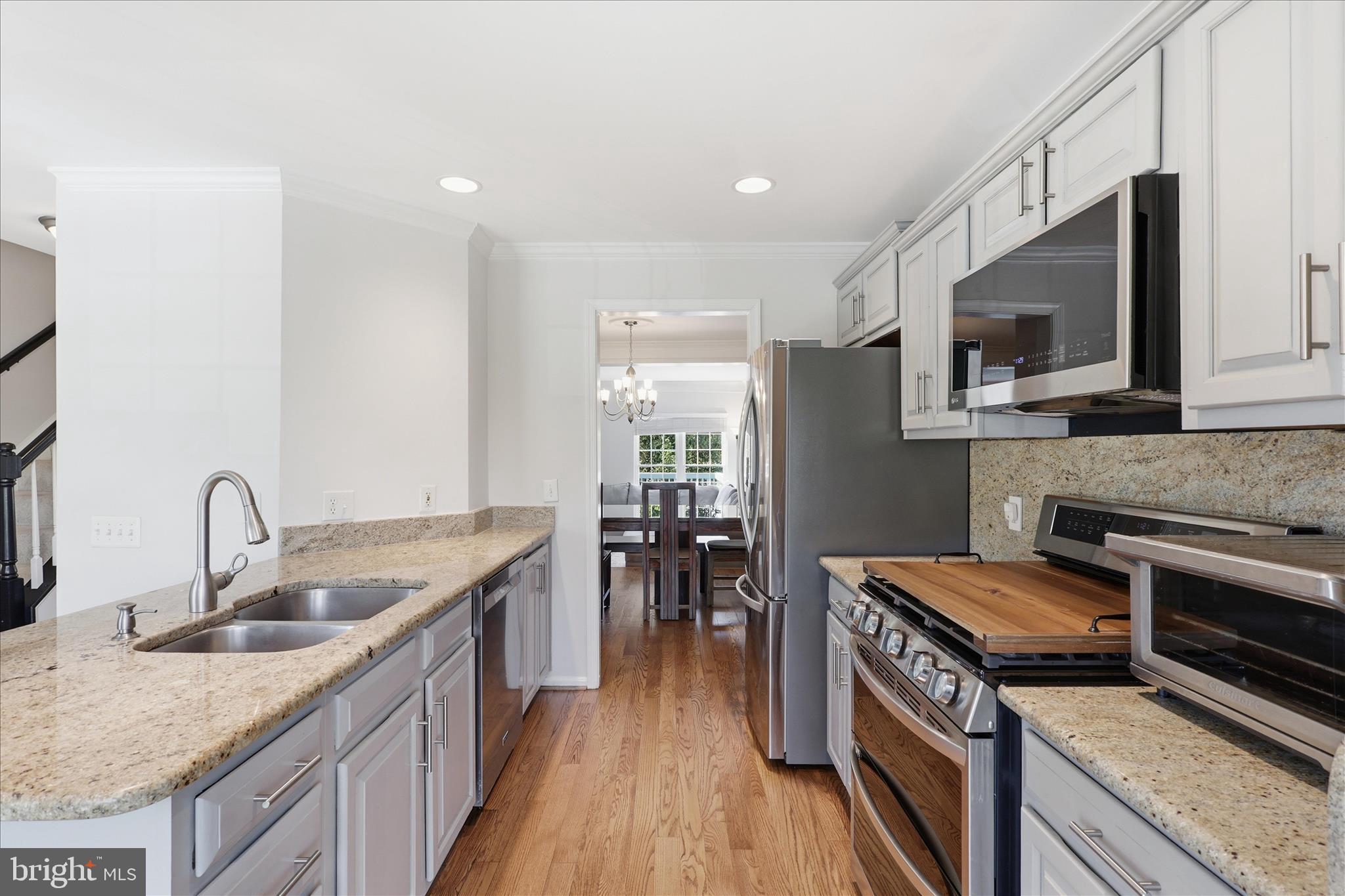 ASHBURN FARM - Residential