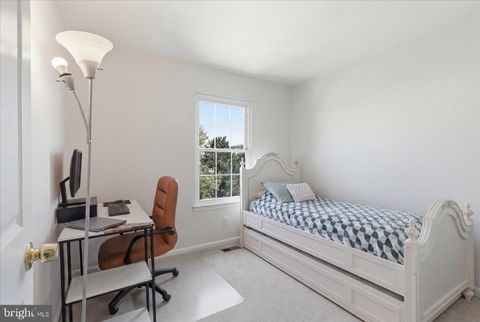 Tiny photo for 43253 Chokeberry Square, ASHBURN, VA 20147 (MLS # VALO2124664)
