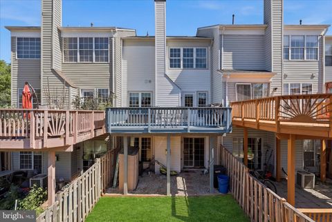 Tiny photo for 43253 Chokeberry Square, ASHBURN, VA 20147 (MLS # VALO2124664)