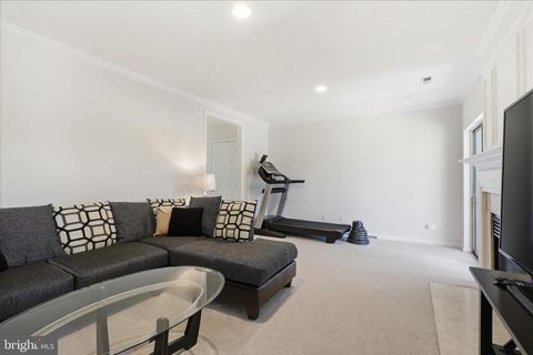 Tiny photo for 43253 Chokeberry Square, ASHBURN, VA 20147 (MLS # VALO2124664)