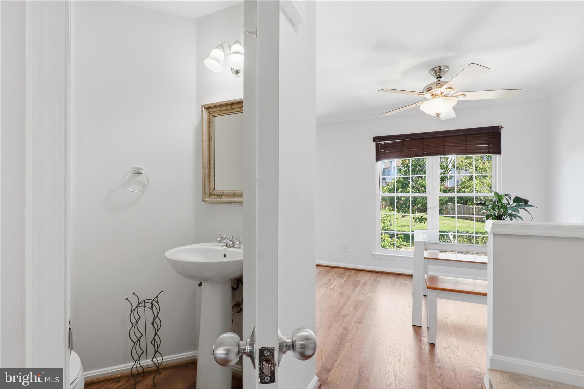 ASHBURN FARM - Residential