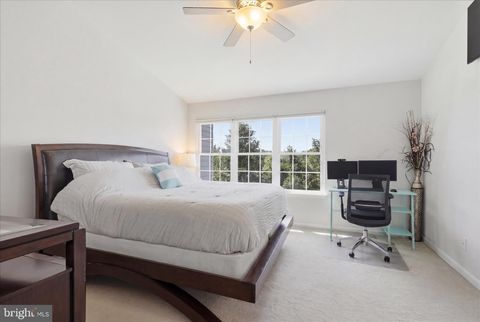 Tiny photo for 43253 Chokeberry Square, ASHBURN, VA 20147 (MLS # VALO2124664)