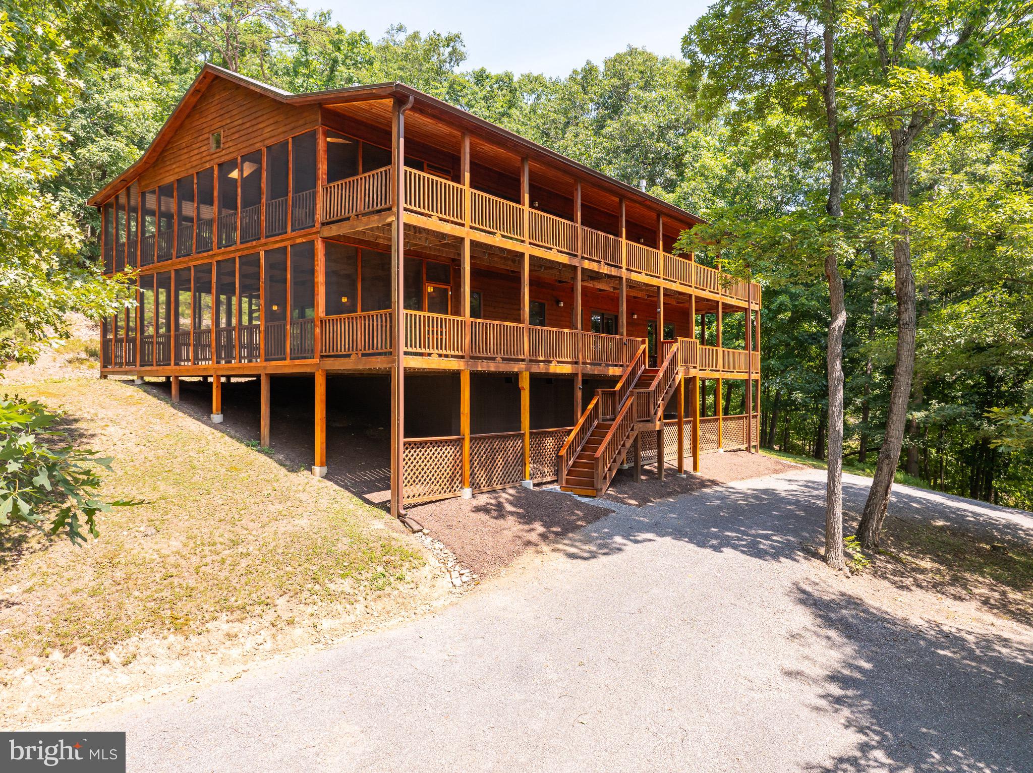 THE SUMMIT AT LOST RIVER - Residential