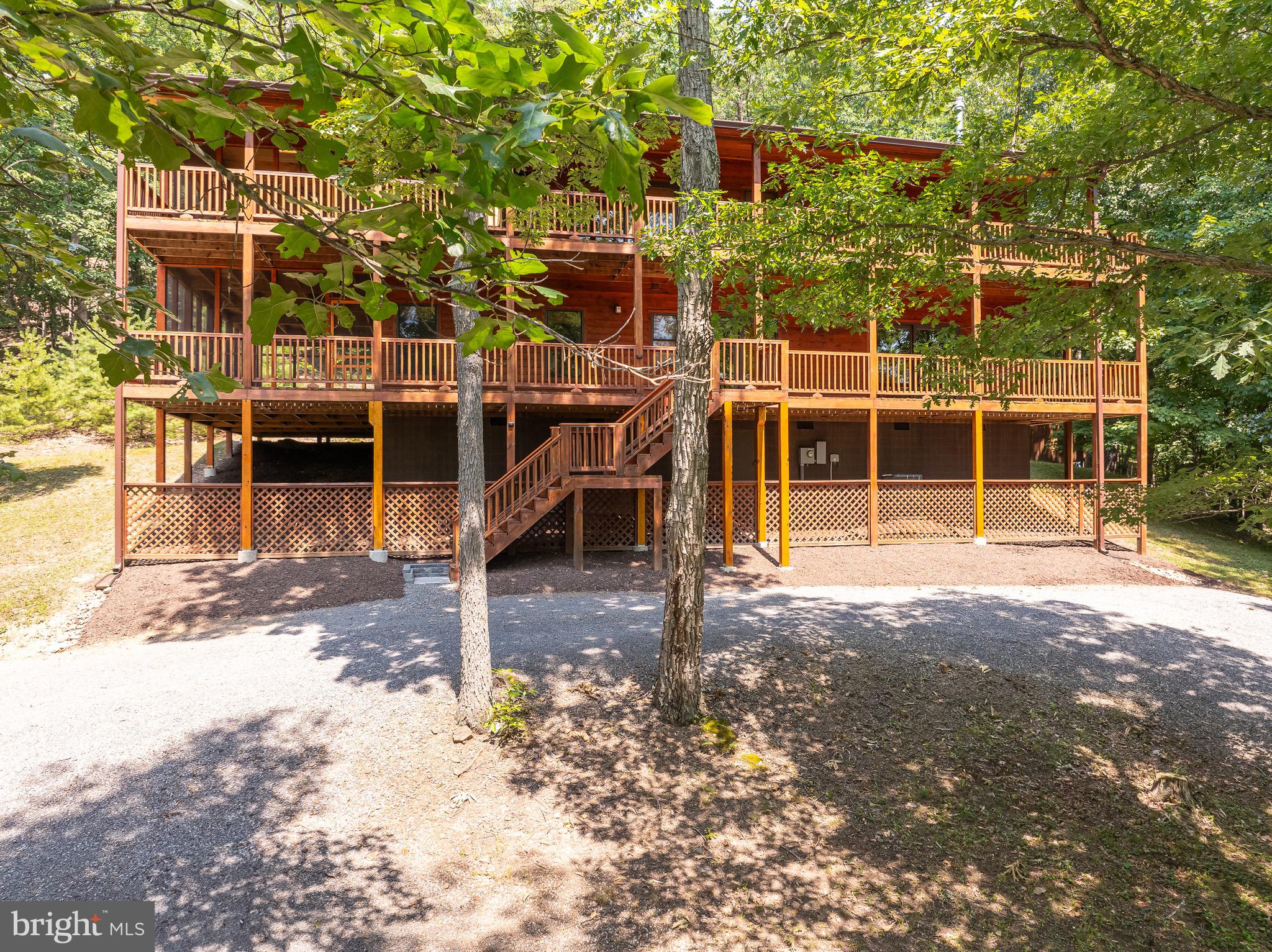 THE SUMMIT AT LOST RIVER - Residential