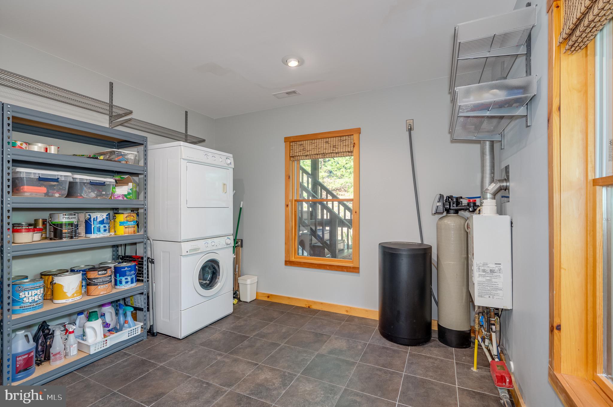 THE SUMMIT AT LOST RIVER - Residential