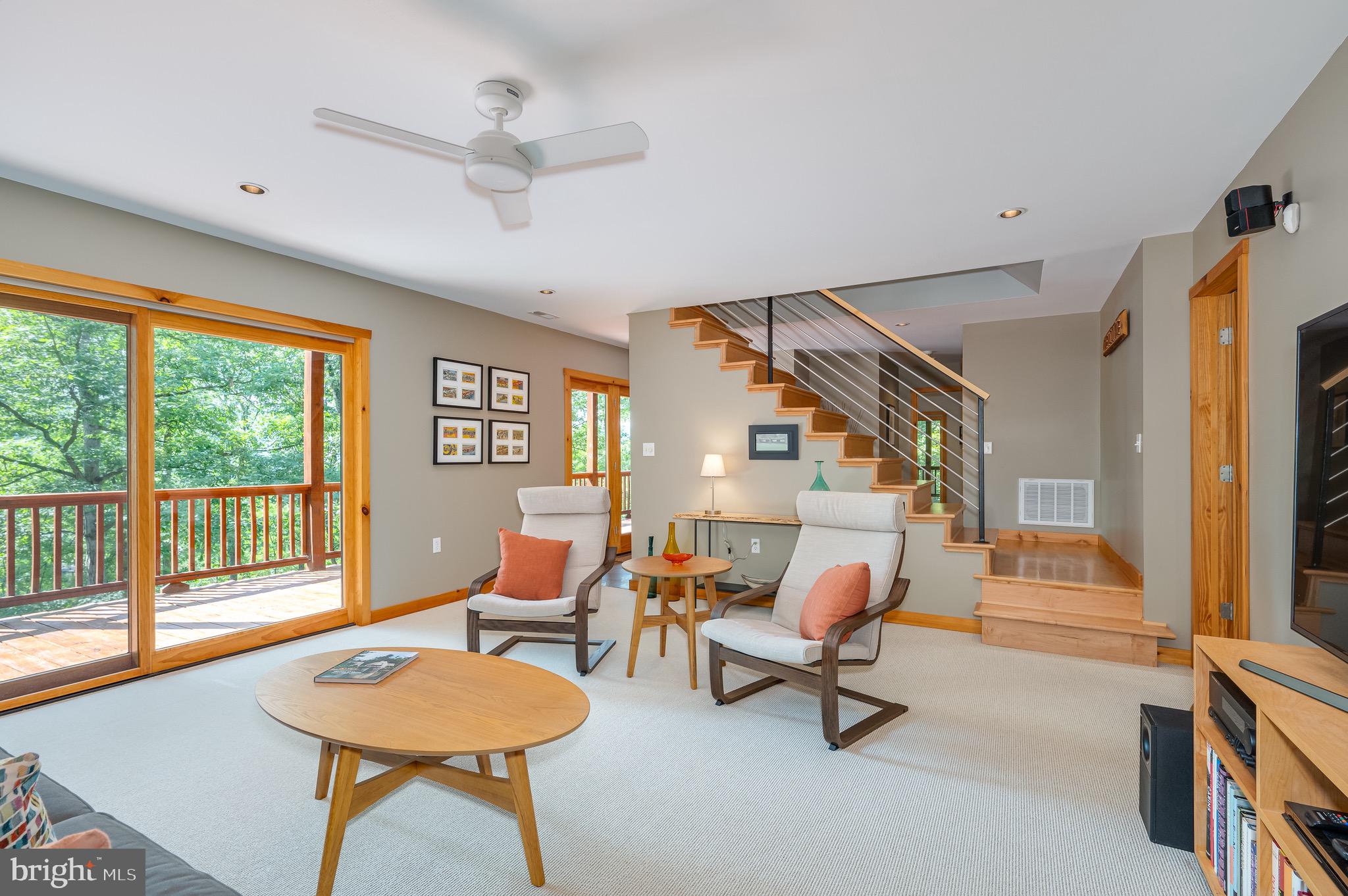 THE SUMMIT AT LOST RIVER - Residential