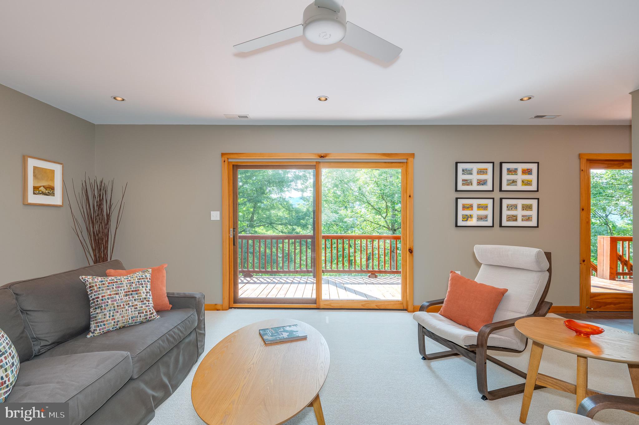 THE SUMMIT AT LOST RIVER - Residential