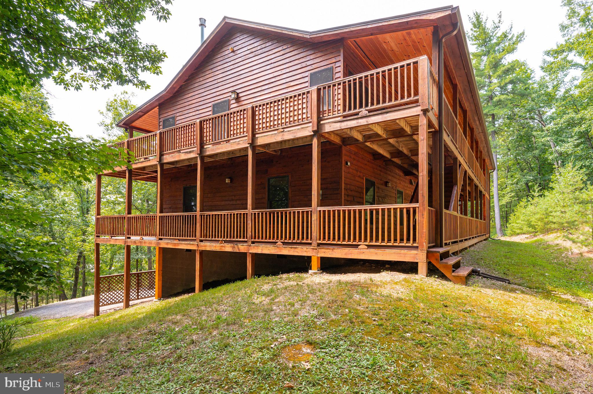 THE SUMMIT AT LOST RIVER - Residential