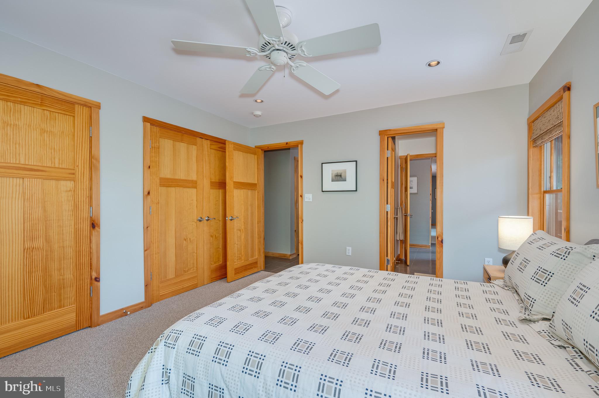 THE SUMMIT AT LOST RIVER - Residential