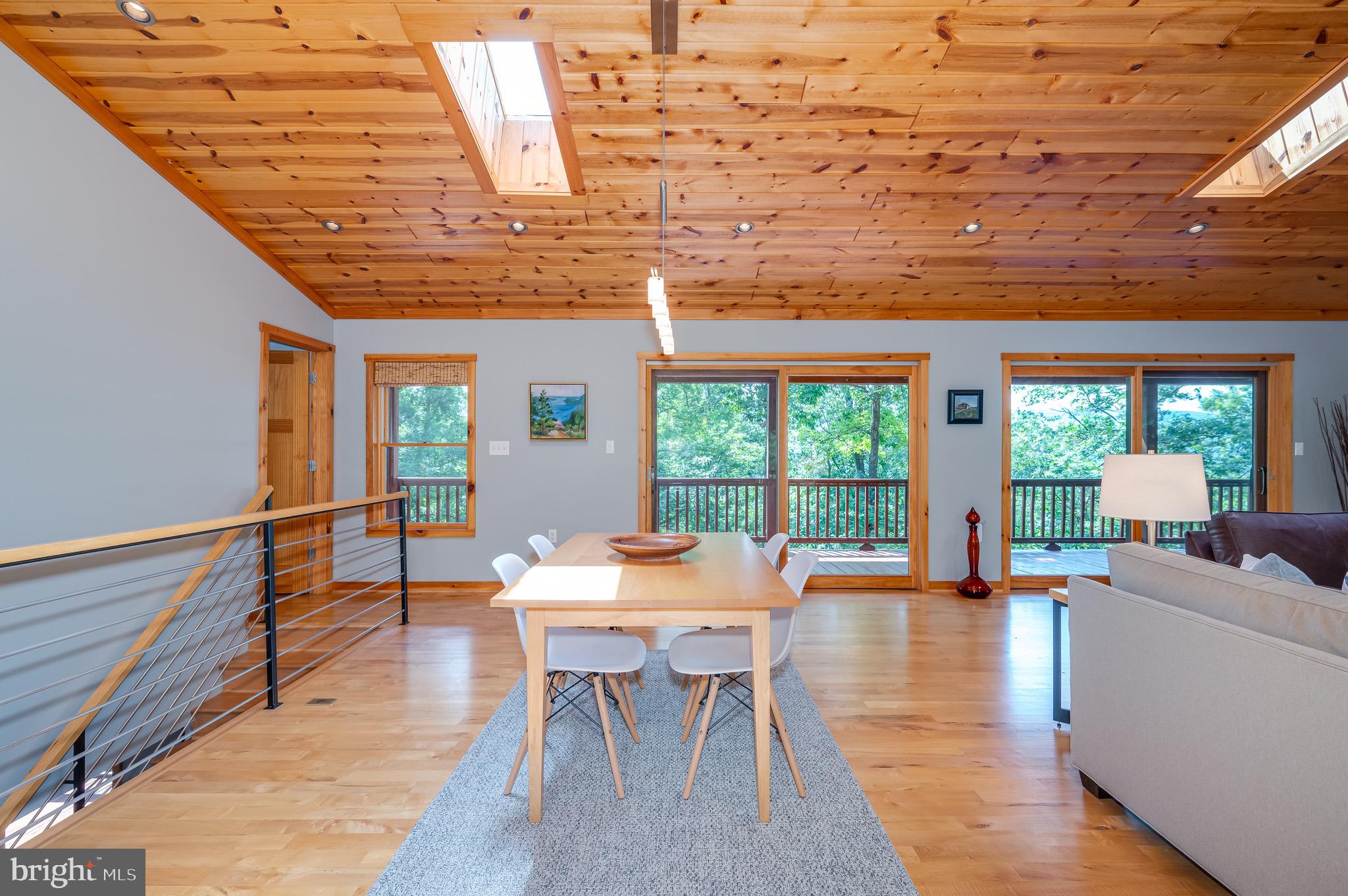 THE SUMMIT AT LOST RIVER - Residential