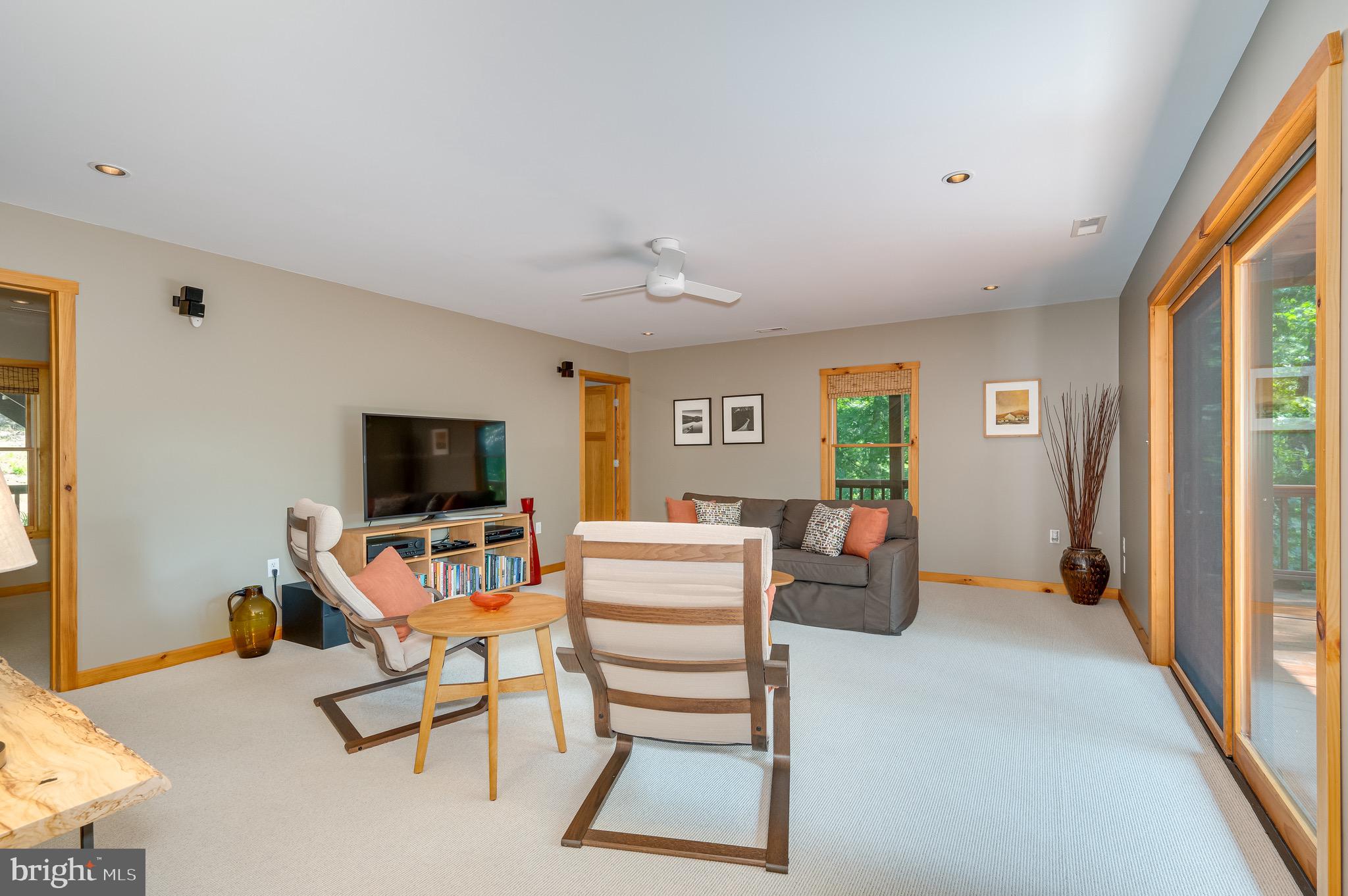 THE SUMMIT AT LOST RIVER - Residential