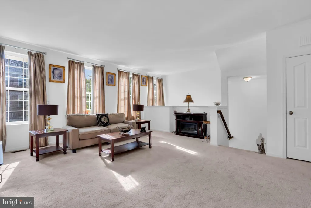 Additional image 13 of 49 Creekside Way, Burlington, NJ 08016