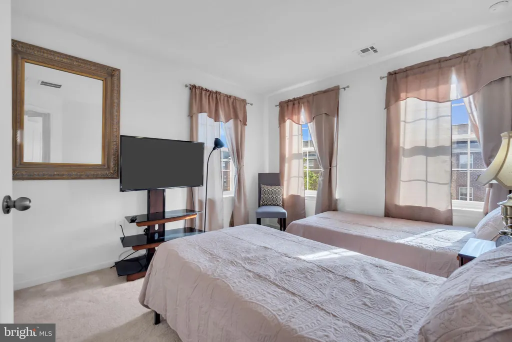 Additional image 22 of 49 Creekside Way, Burlington, NJ 08016