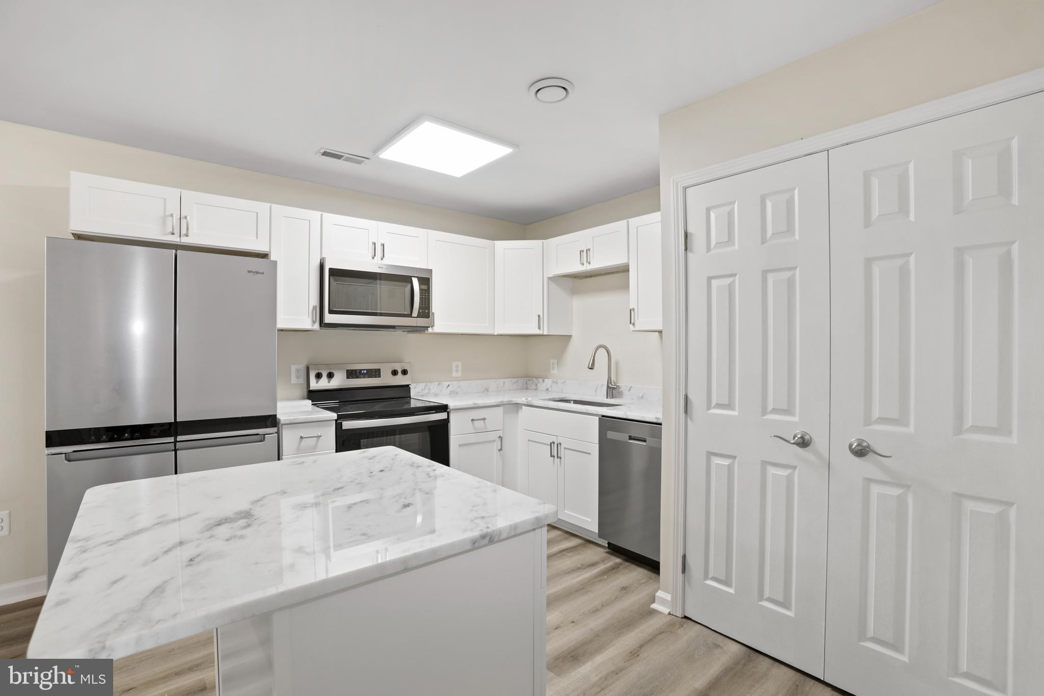 DOWNTOWN FREDERICKSBURG - Residential Lease