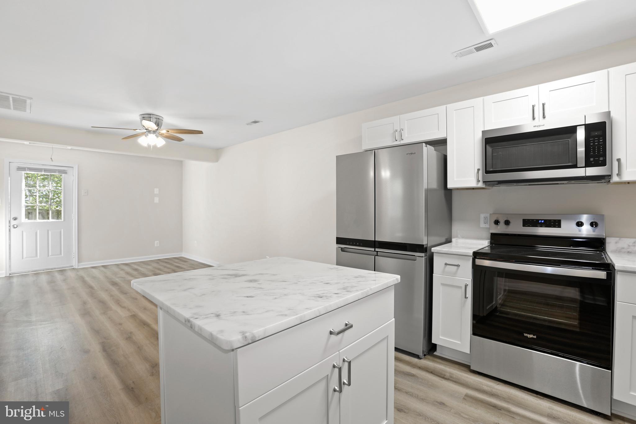 DOWNTOWN FREDERICKSBURG - Residential Lease