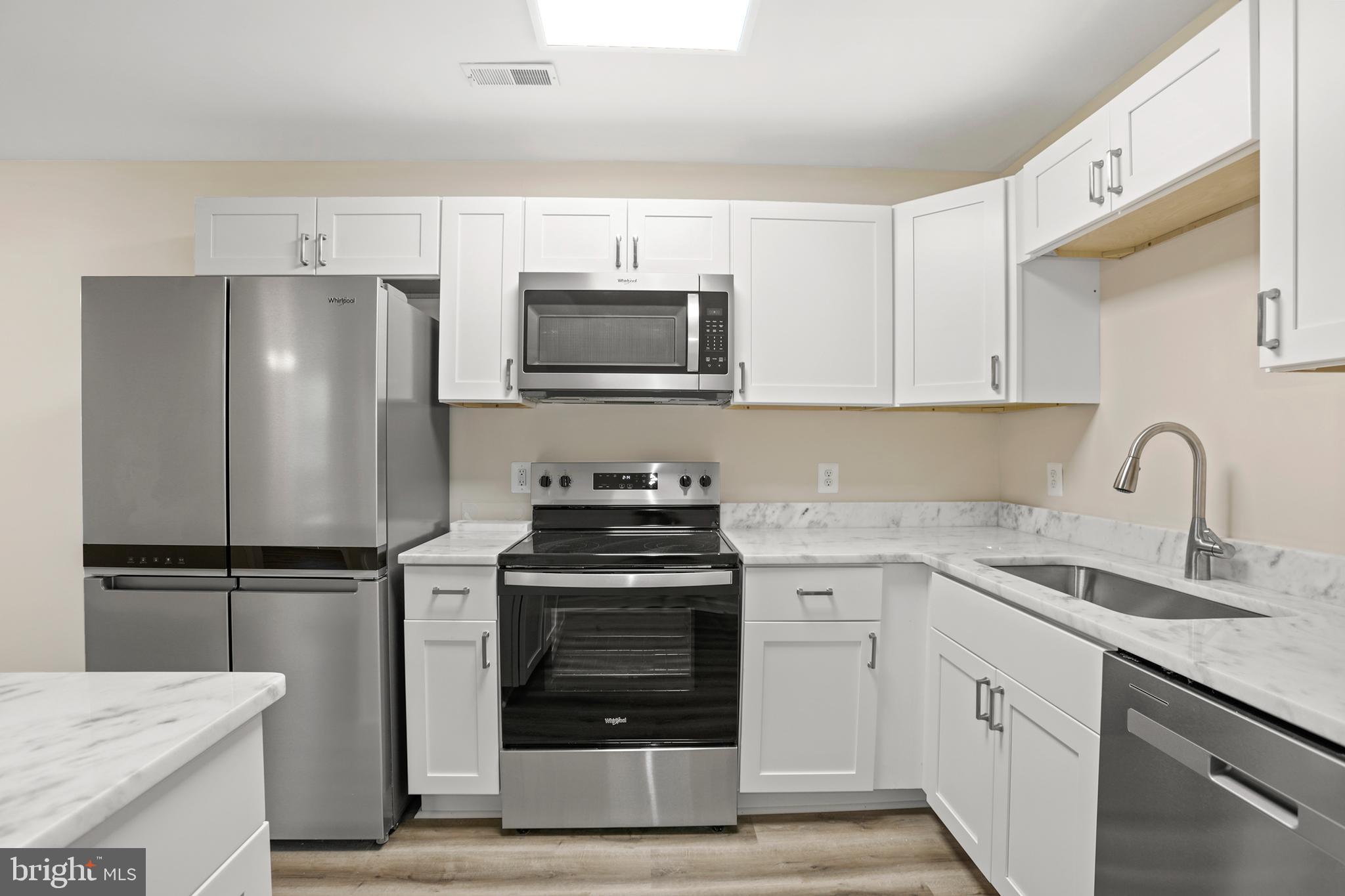 DOWNTOWN FREDERICKSBURG - Residential Lease