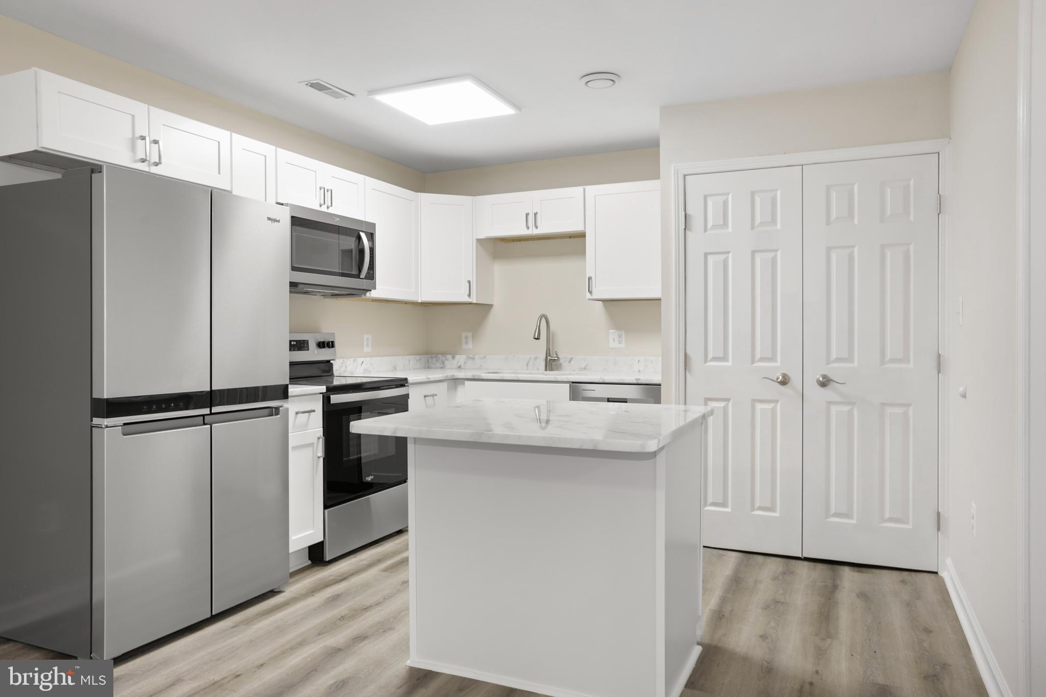 DOWNTOWN FREDERICKSBURG - Residential Lease