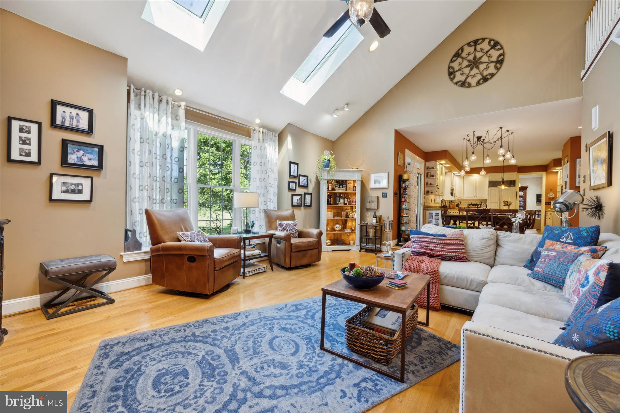 HAMILTON PLACE - Residential