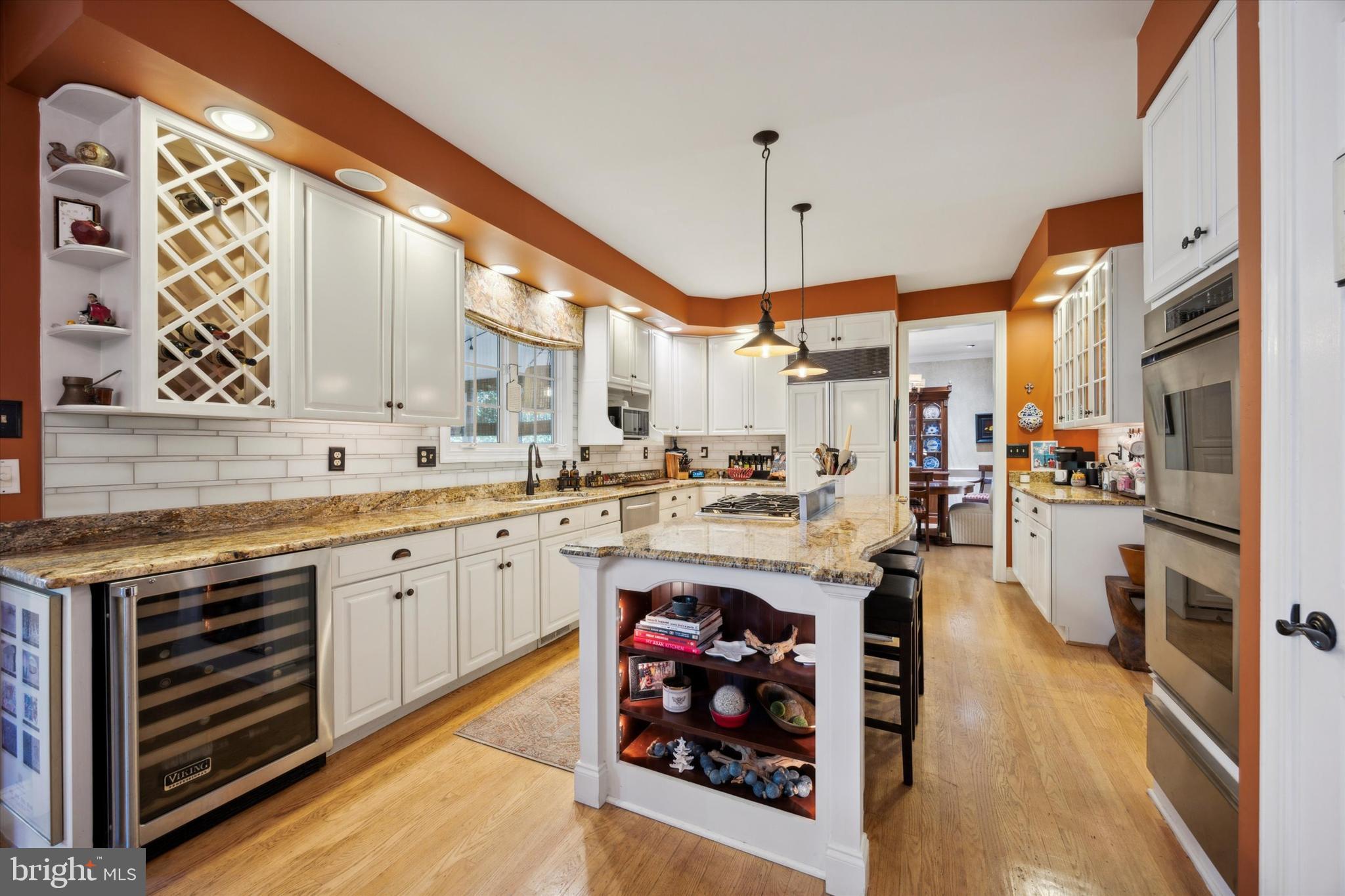 HAMILTON PLACE - Residential