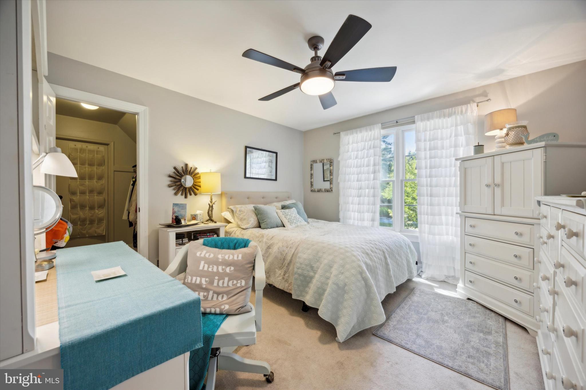 HAMILTON PLACE - Residential