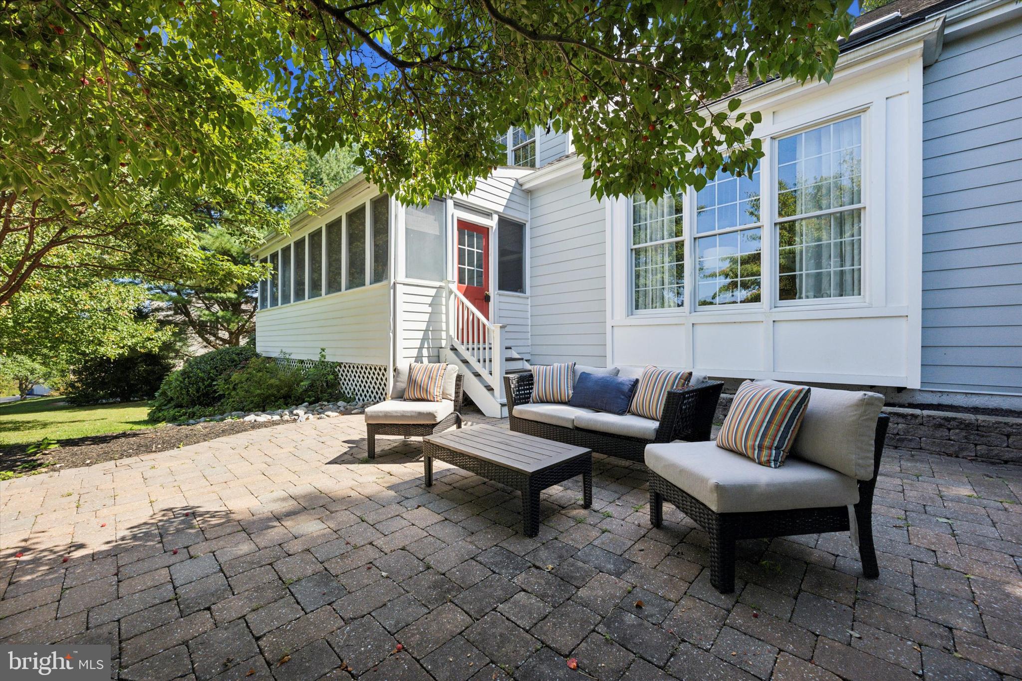 HAMILTON PLACE - Residential