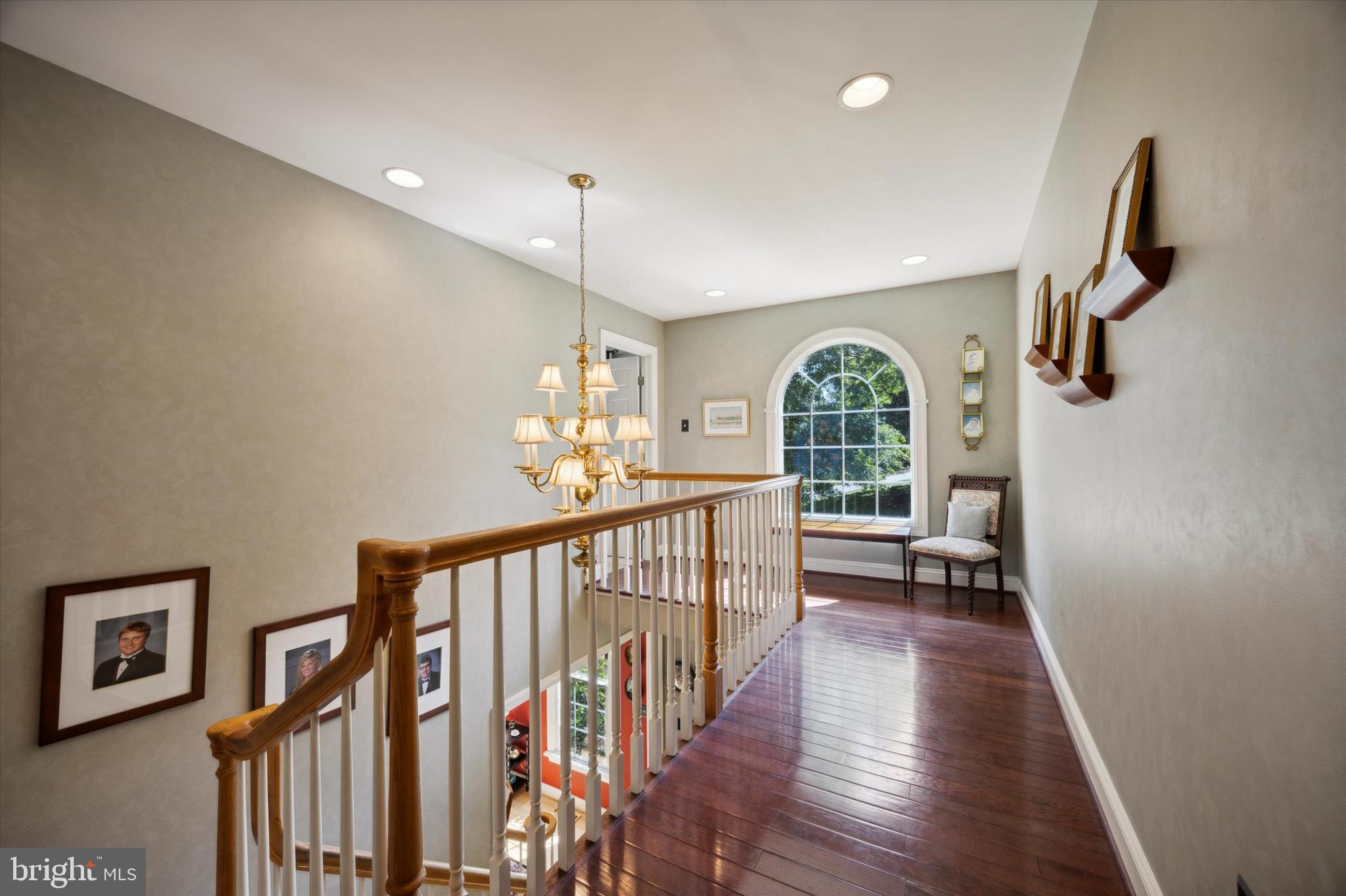 HAMILTON PLACE - Residential