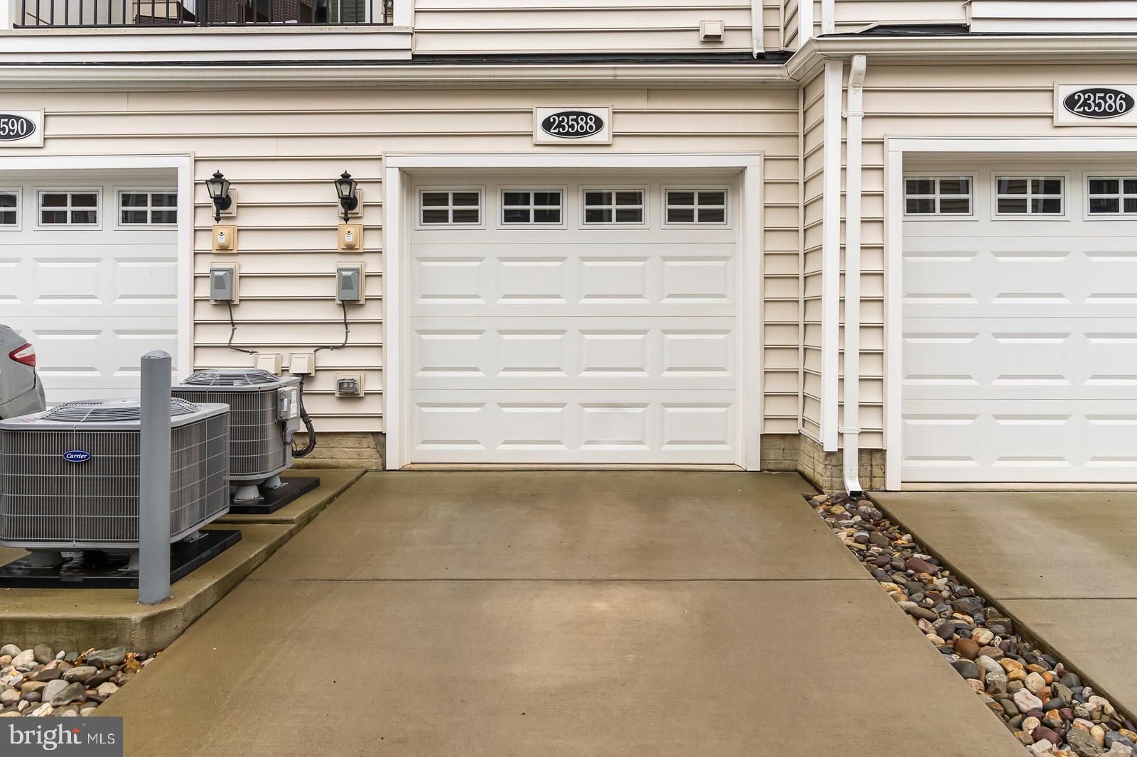 THE BUCKINGHAM AT LOUDOUN VALLEY - Residential