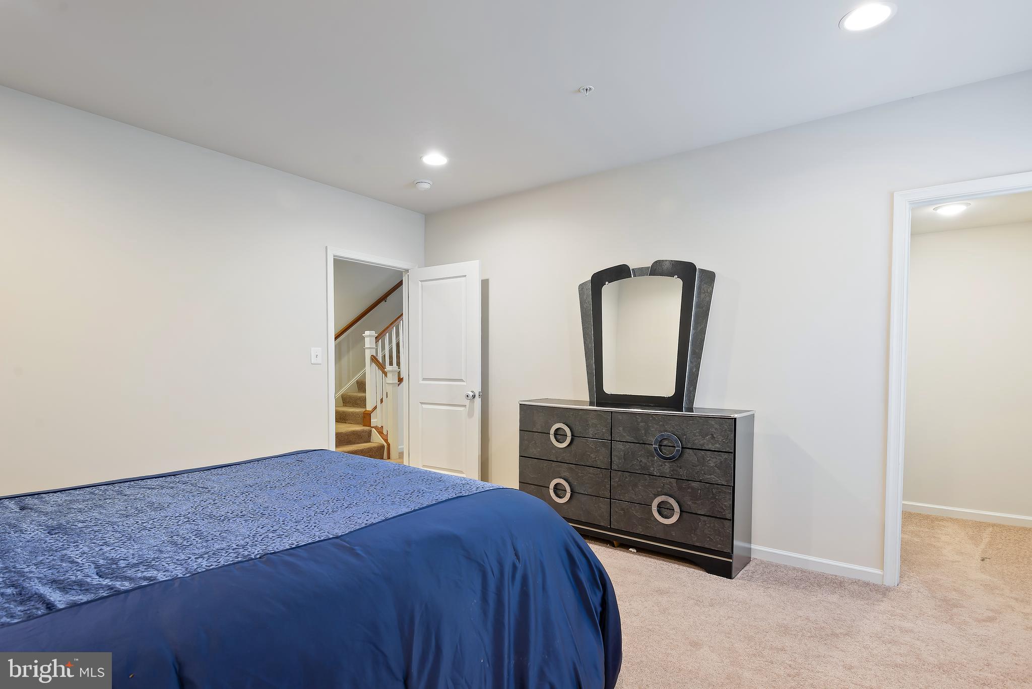 LANDSDALE - Residential