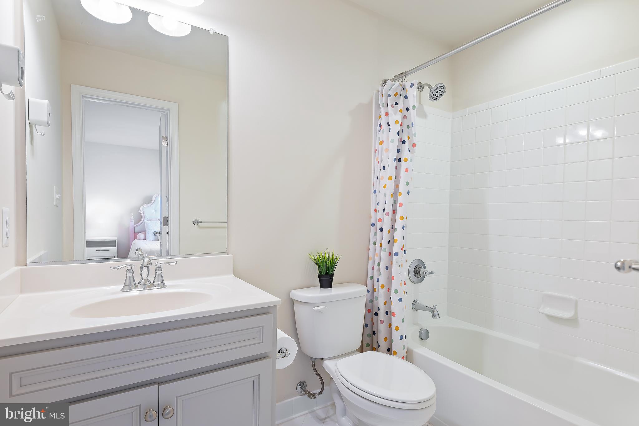 LANDSDALE - Residential