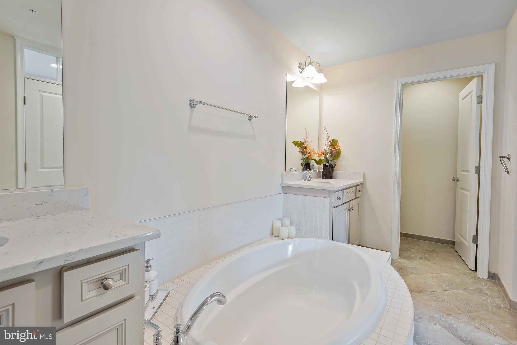 LANDSDALE - Residential