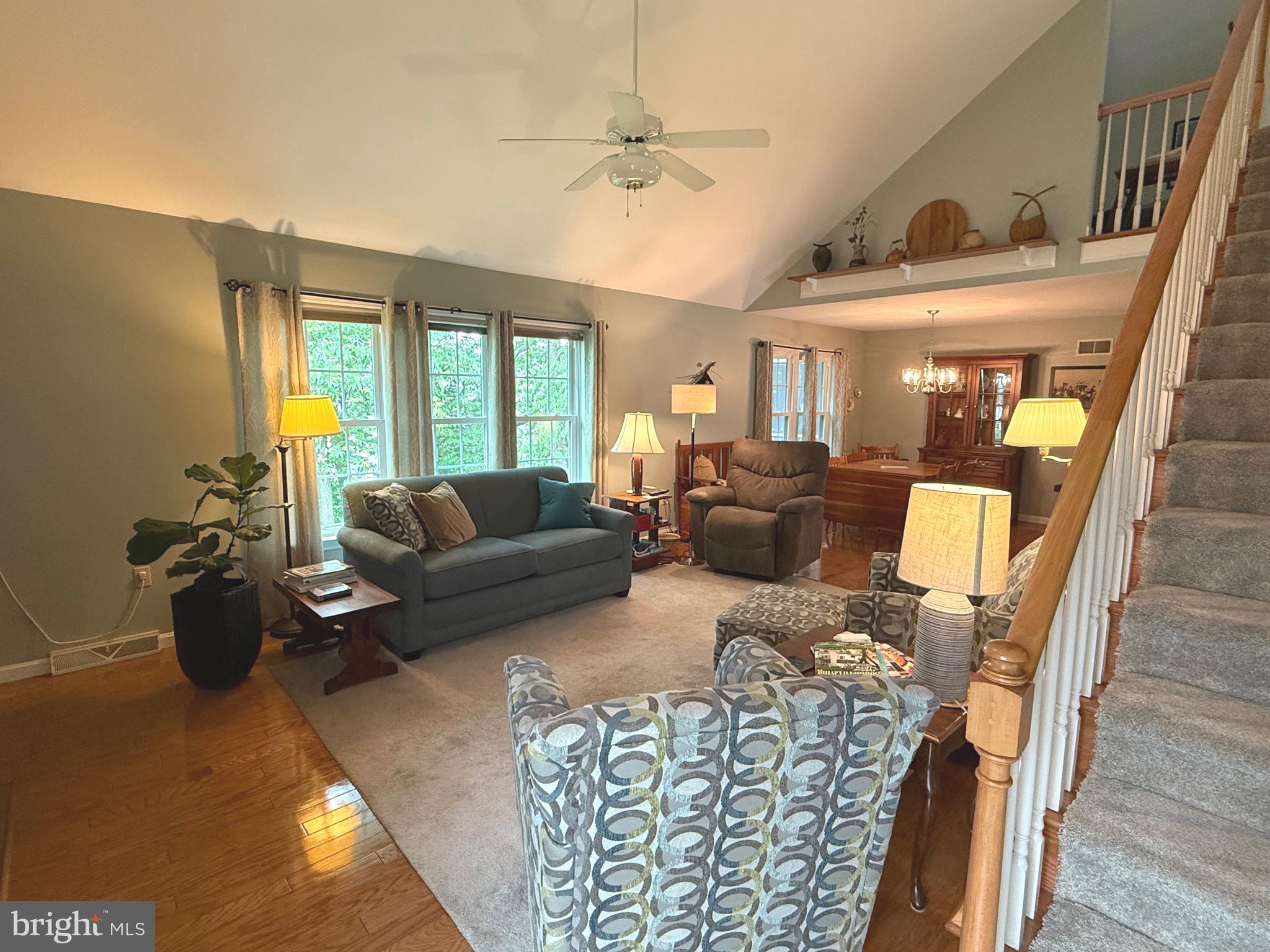 902 HEDGEWYCK LANE