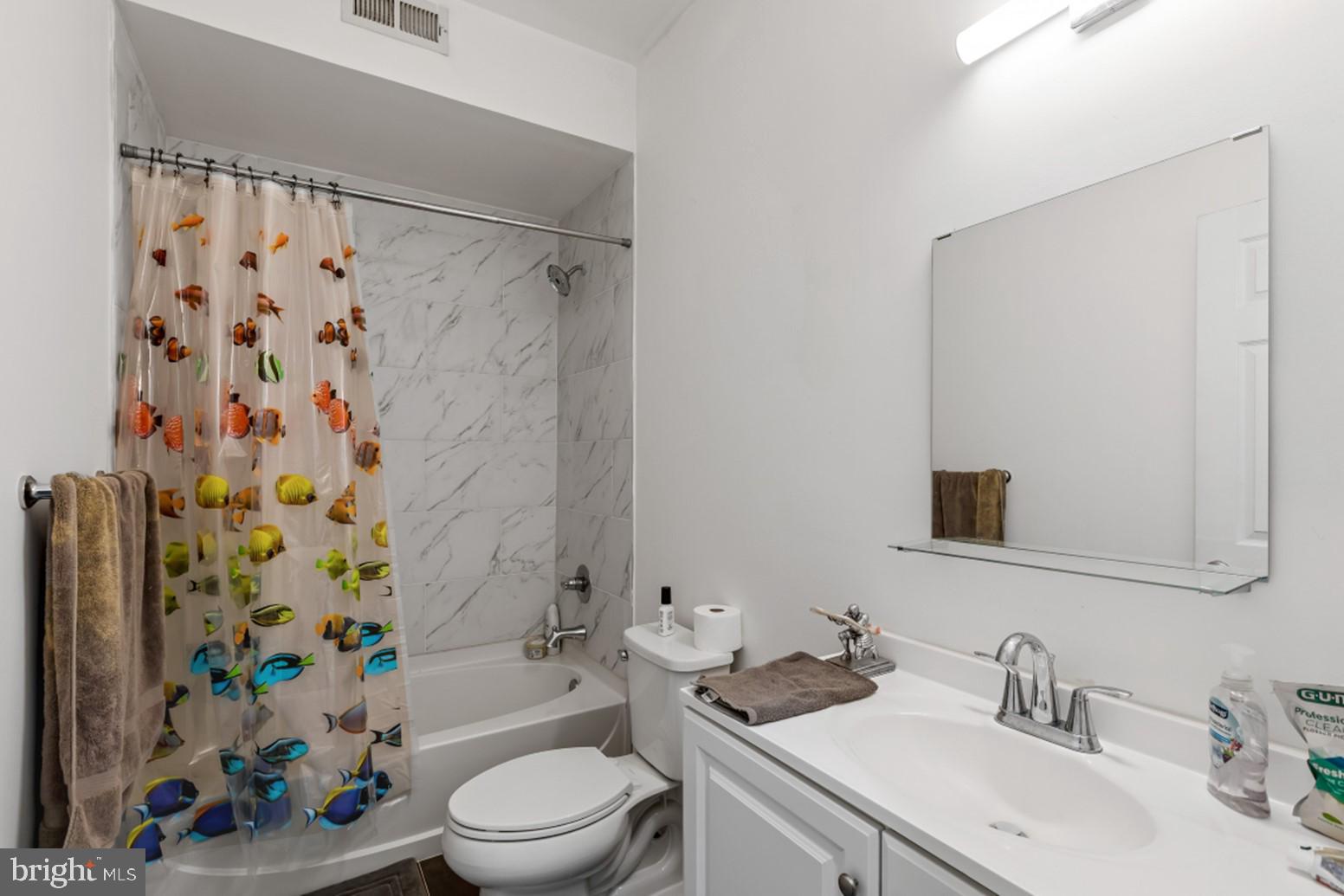 POWELTON VILLAGE - Commercial Sale