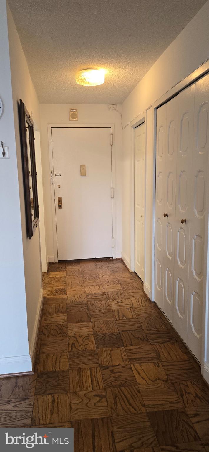 PROMENADE TOWERS - Residential Lease