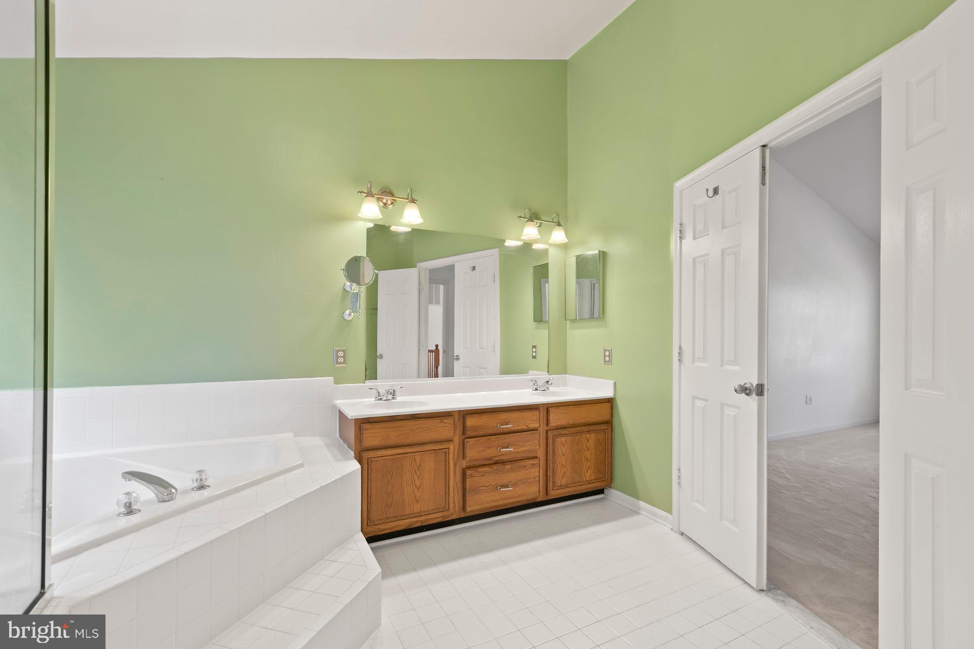 ABELLS RIDGE - Residential